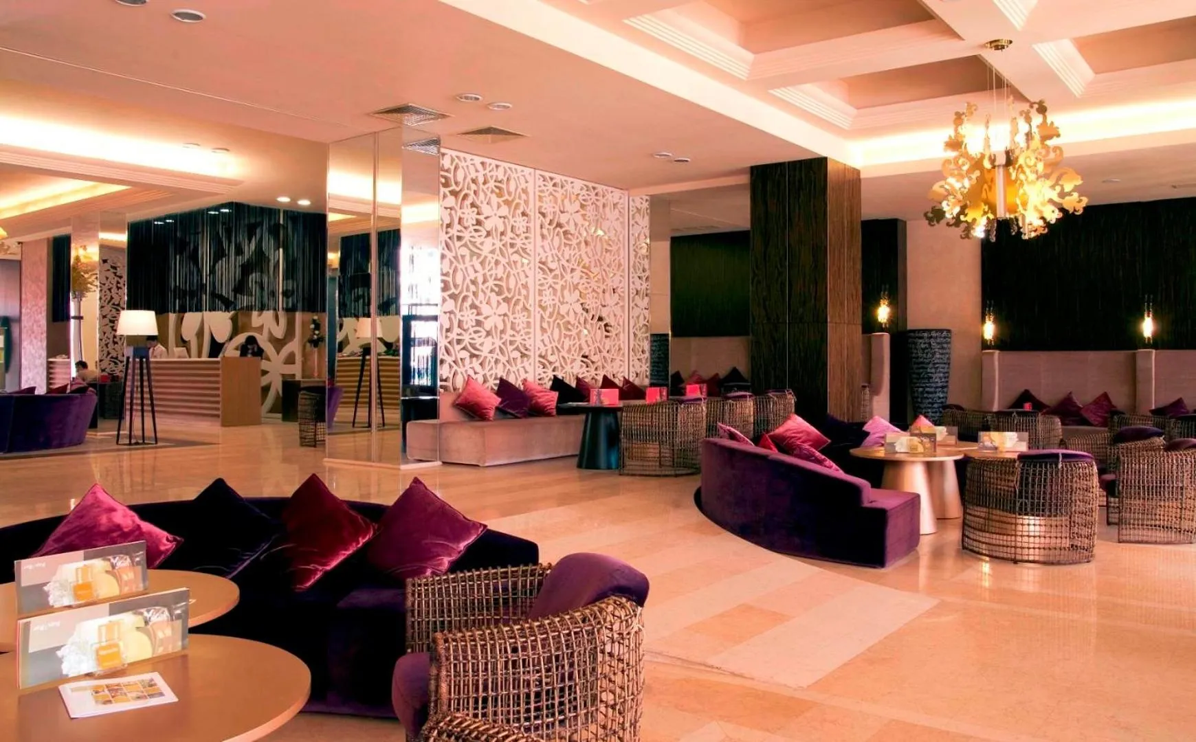 Lobby or reception, Restaurant/Places to Eat in Barcelo Royal Beach Hotel