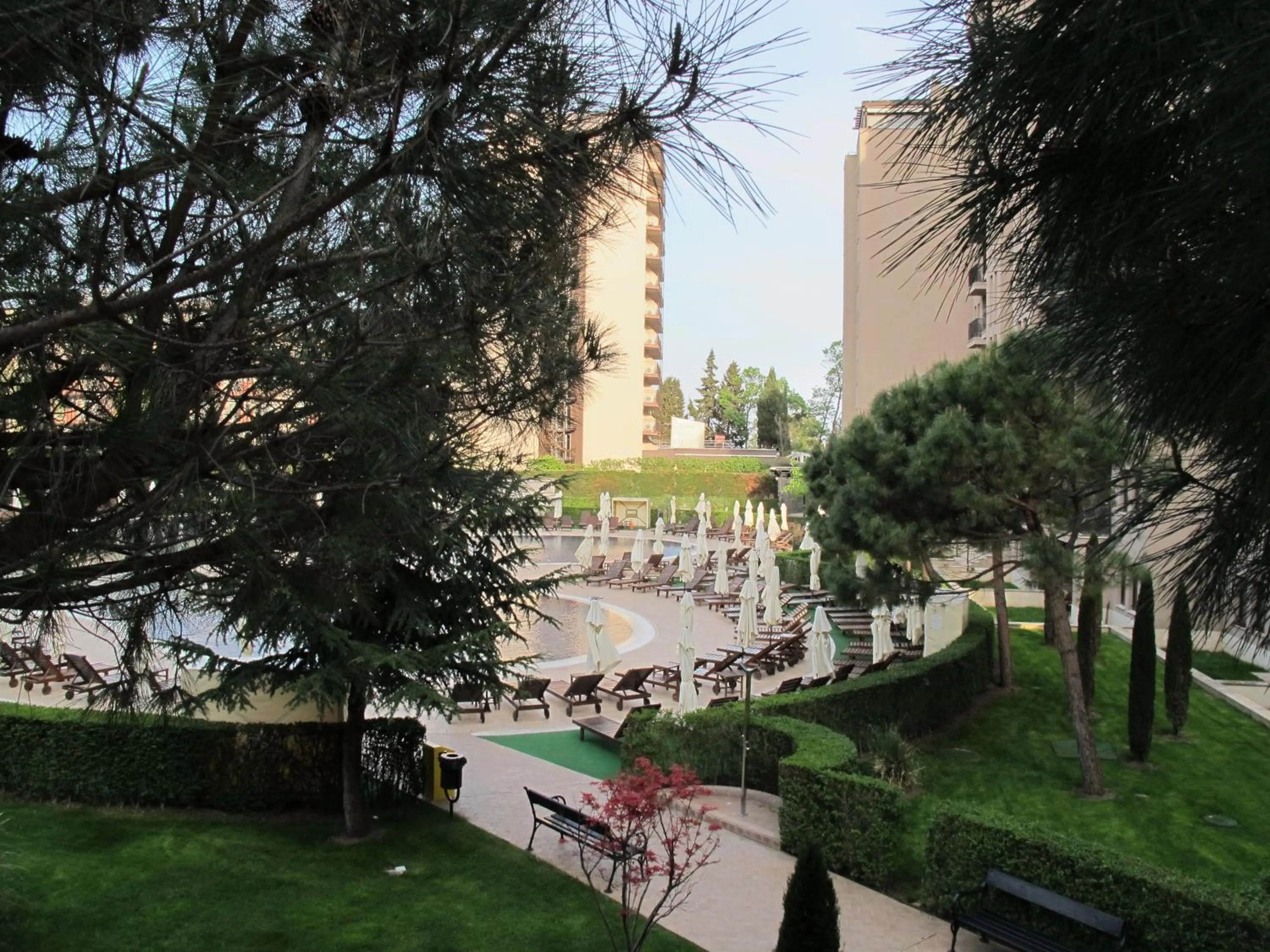 Patio, Swimming Pool in Barcelo Royal Beach Hotel