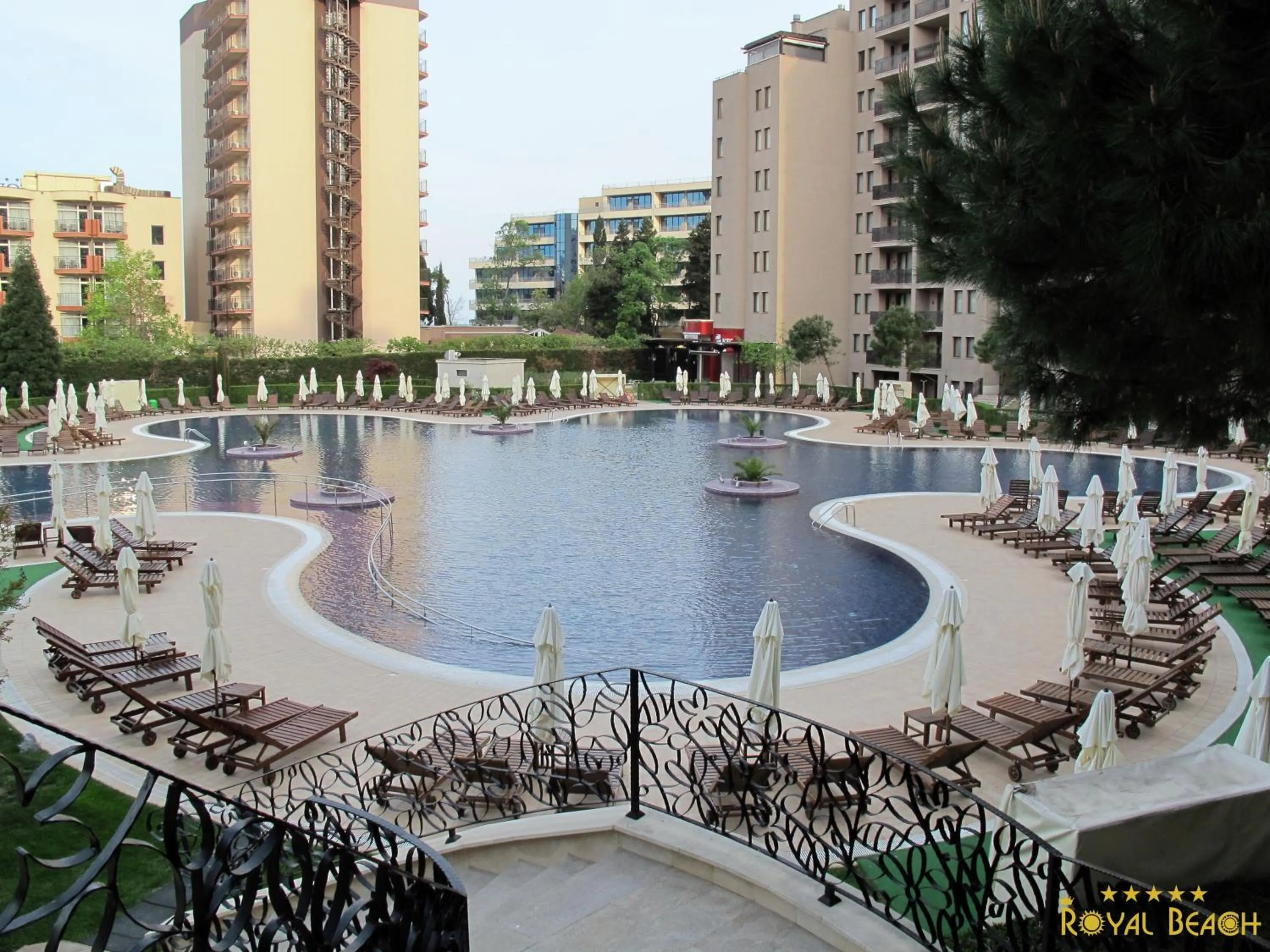 Beach, Swimming Pool in Barcelo Royal Beach Hotel
