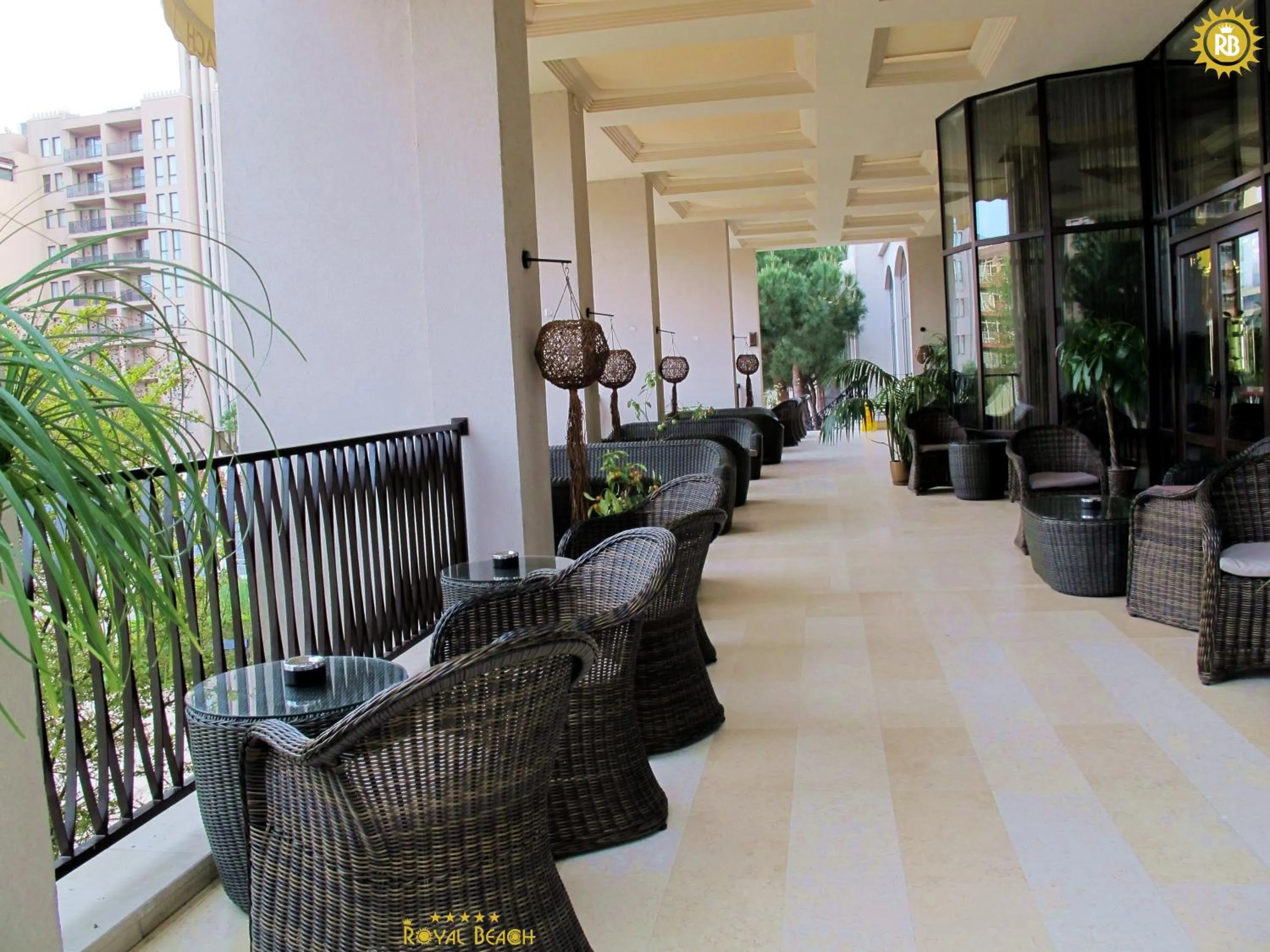 Lounge or bar, Lobby/Reception in Barcelo Royal Beach Hotel