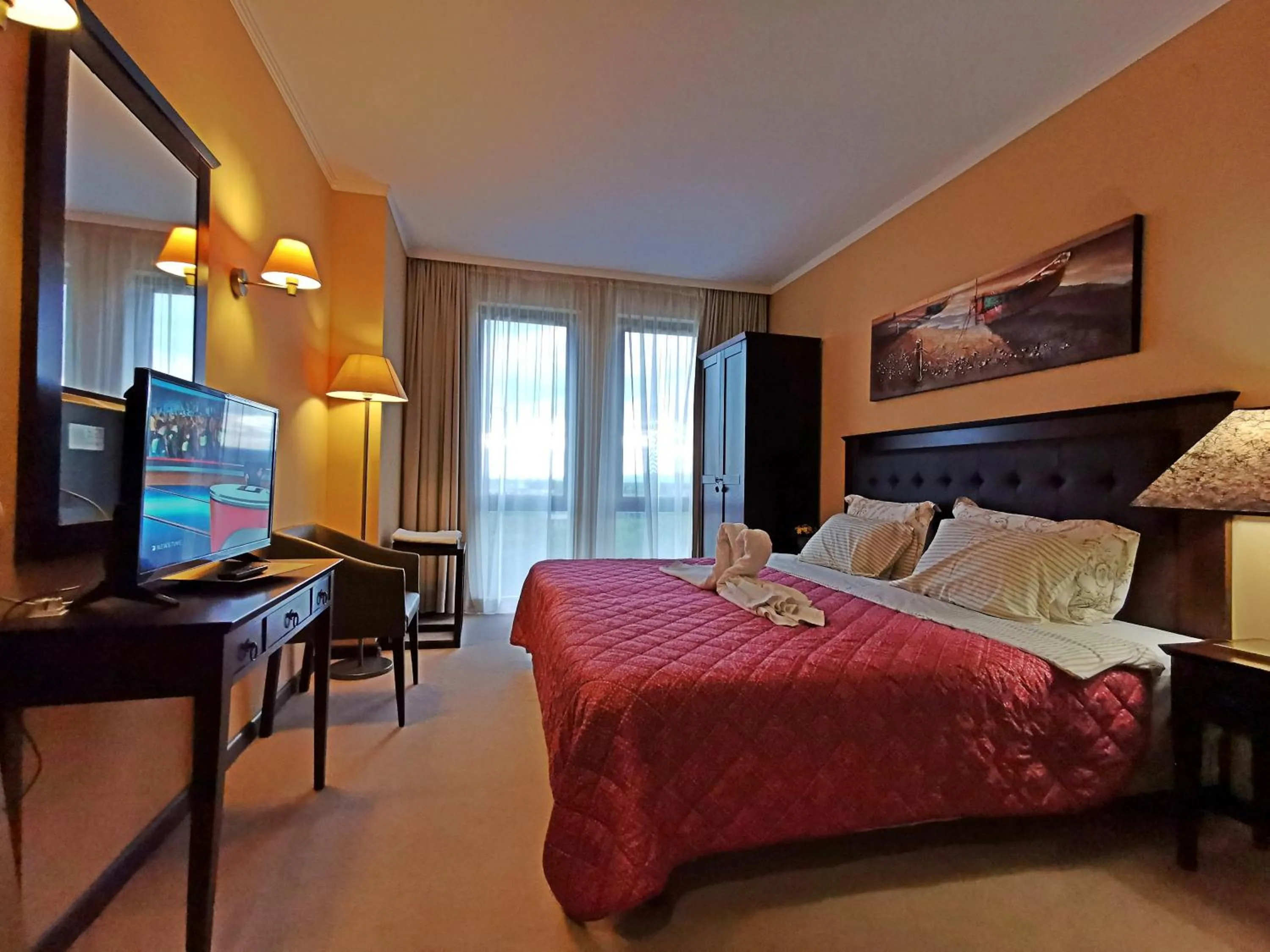 Bed in Barcelo Royal Beach Hotel