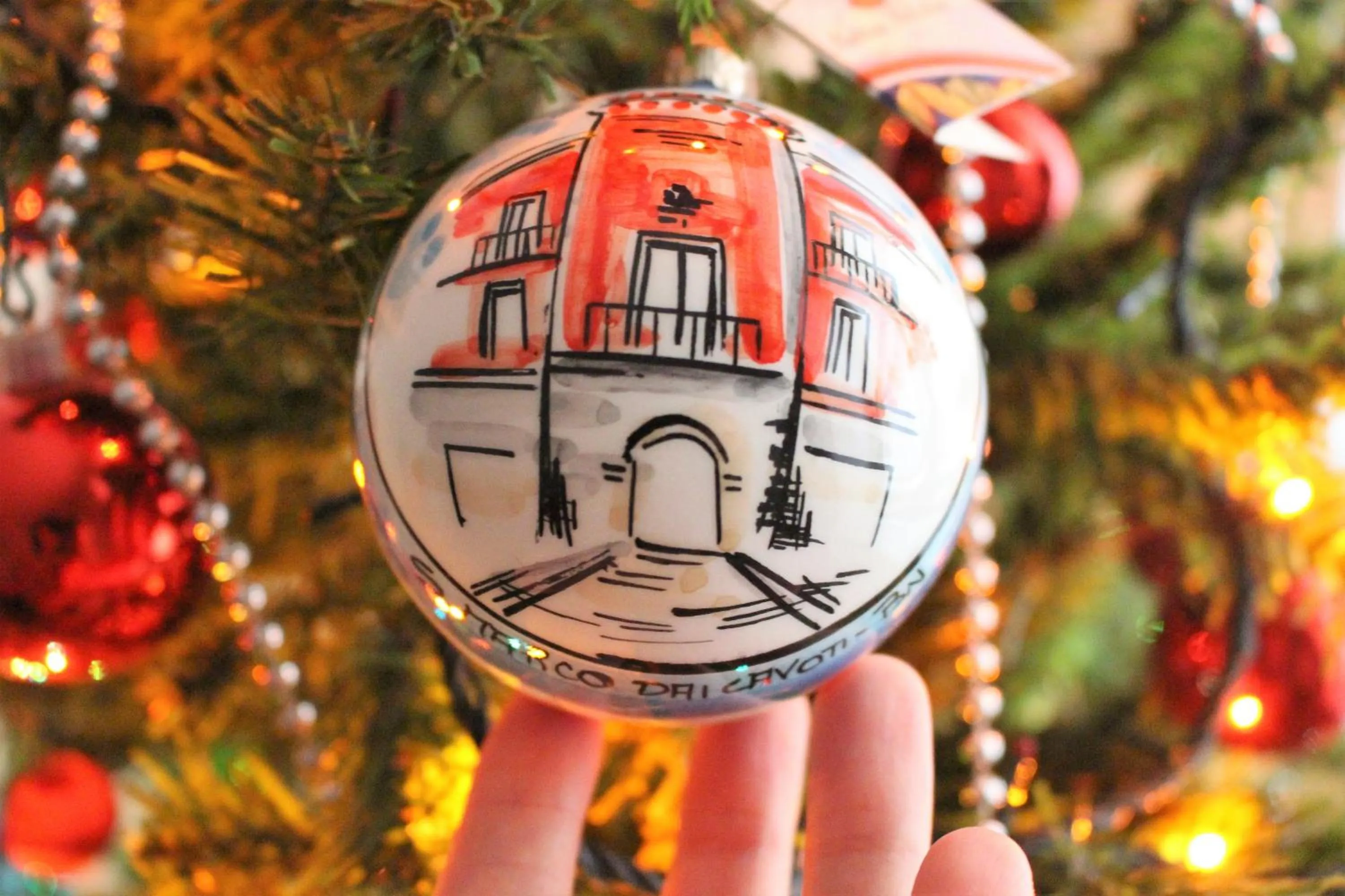 Communal lounge/ TV room in B&B 'A Puteca