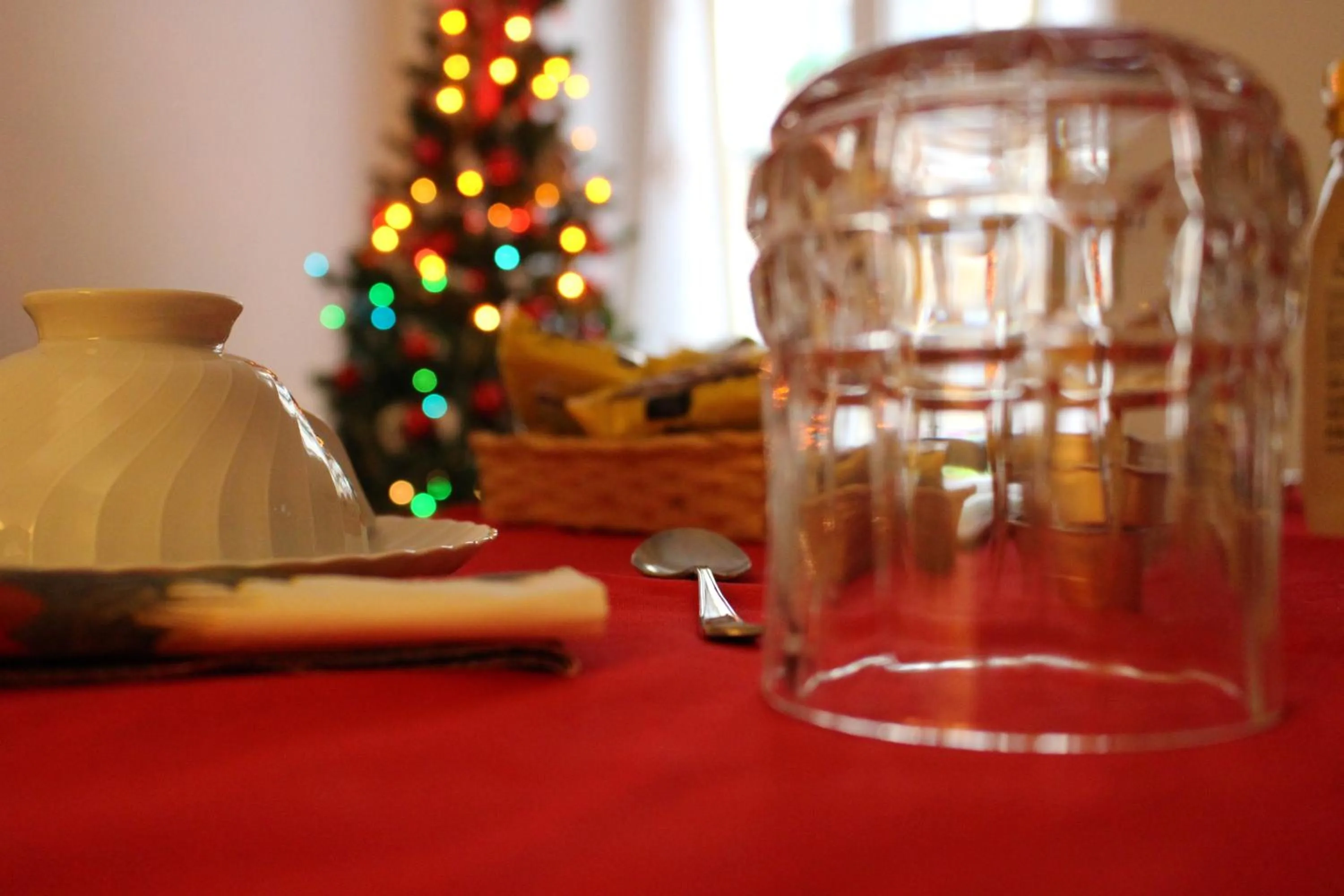 Communal lounge/ TV room in B&B 'A Puteca
