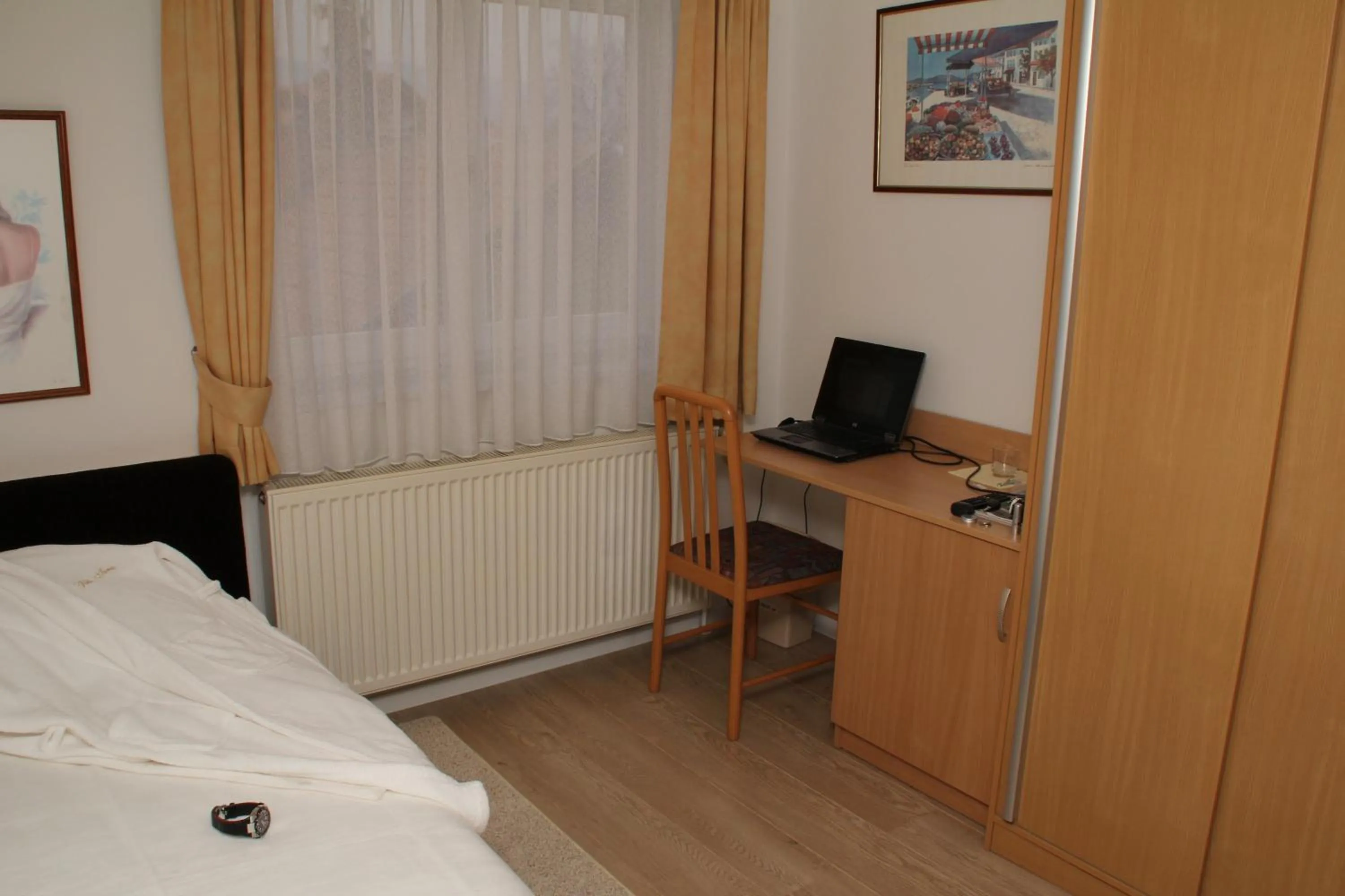 Photo of the whole room, Bed in Hotel Vila Tina