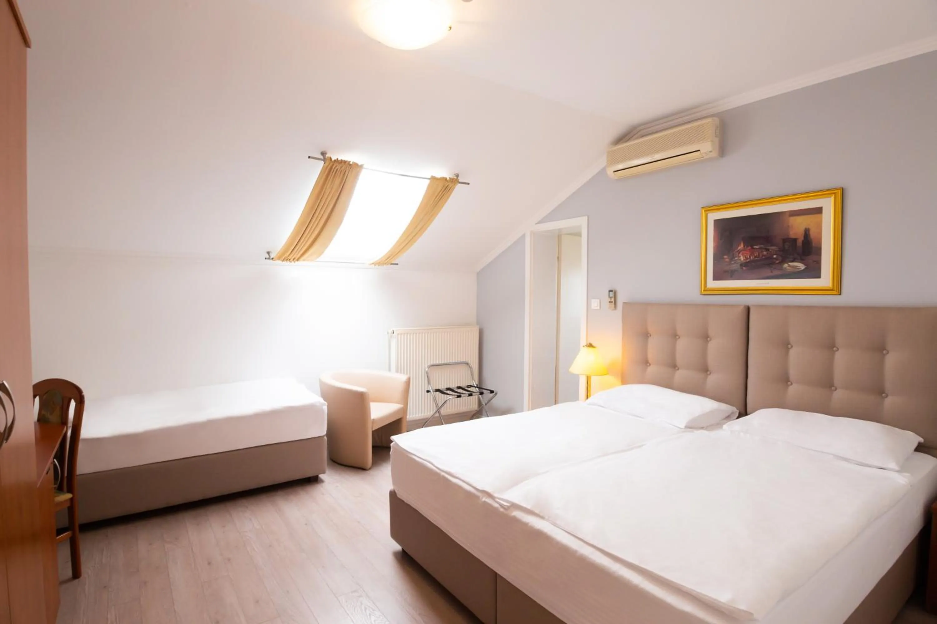 Bed in Hotel Vila Tina