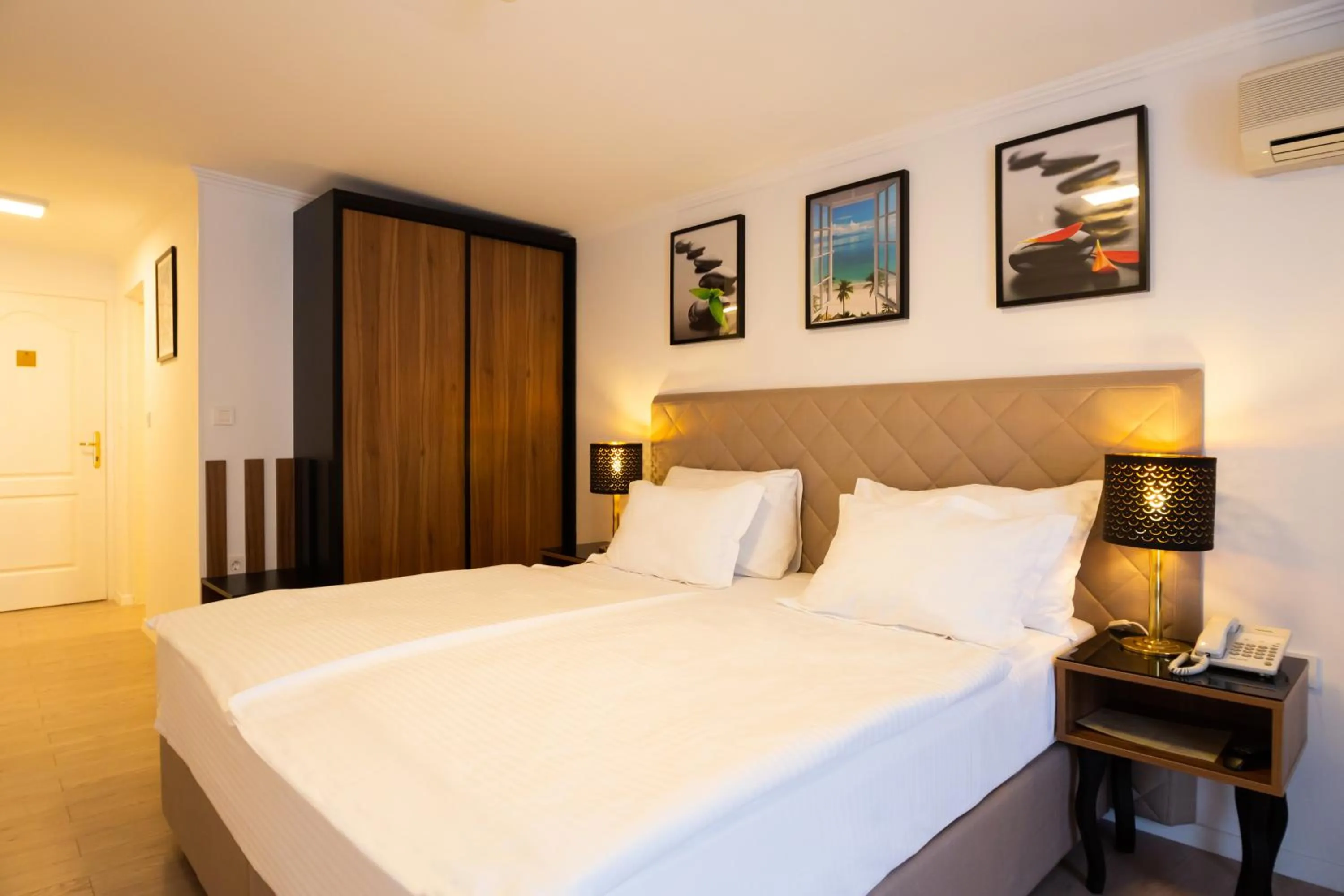 Bed in Hotel Vila Tina