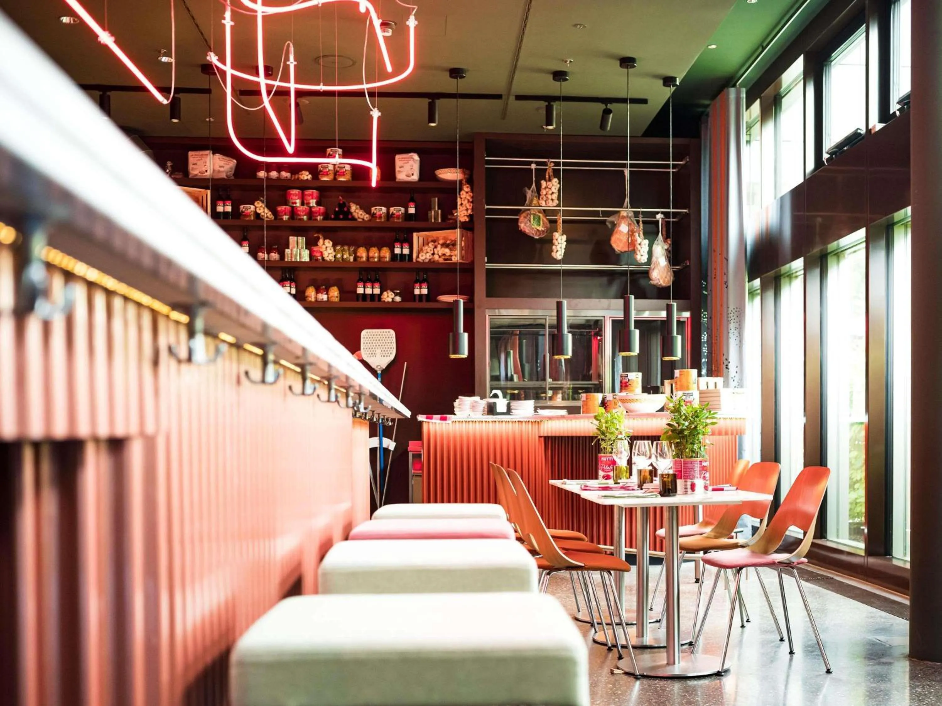 Restaurant/places to eat in 25hours Hotel Zürich West