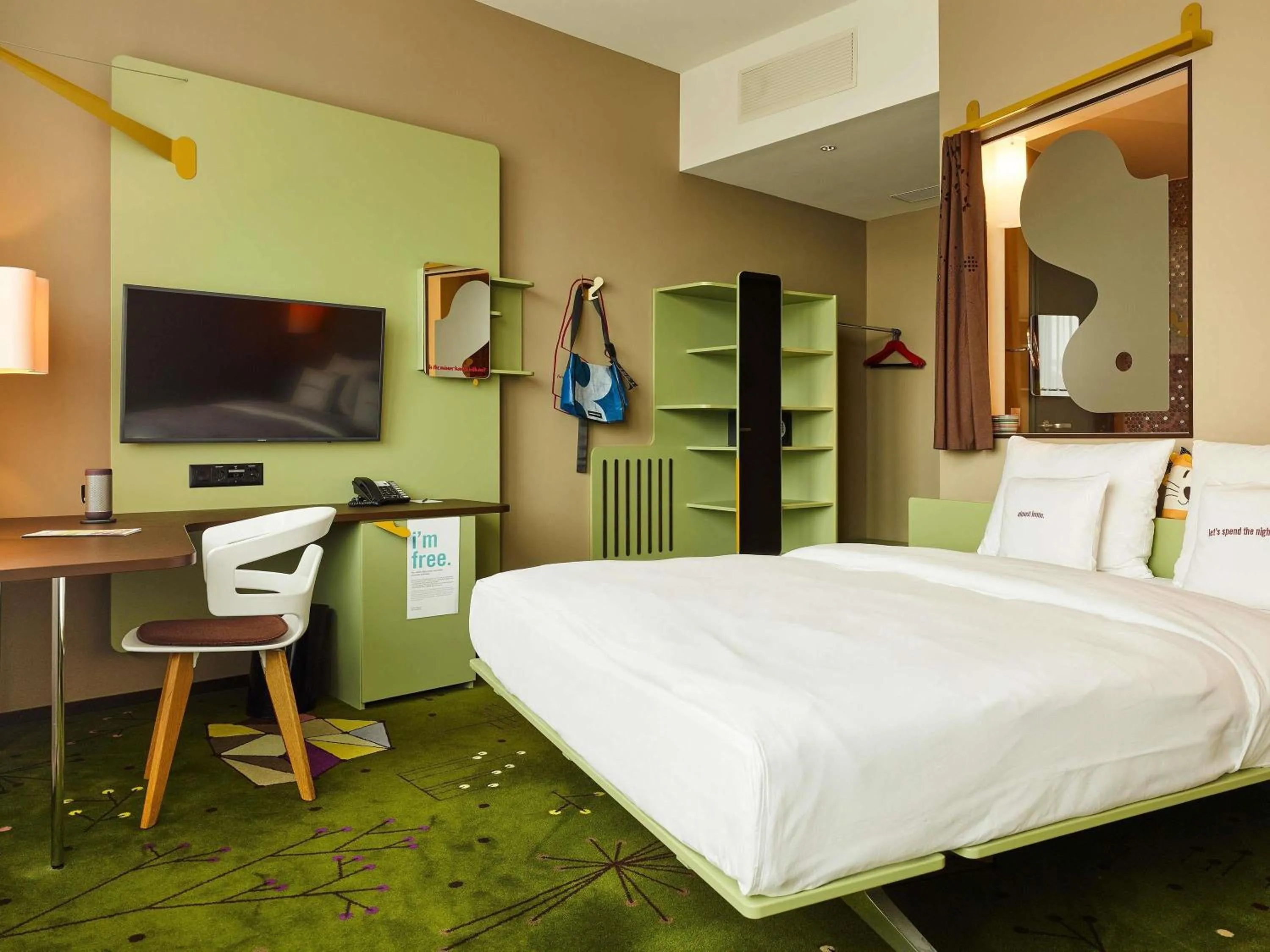 Bedroom, Bed in 25hours Hotel Zürich West