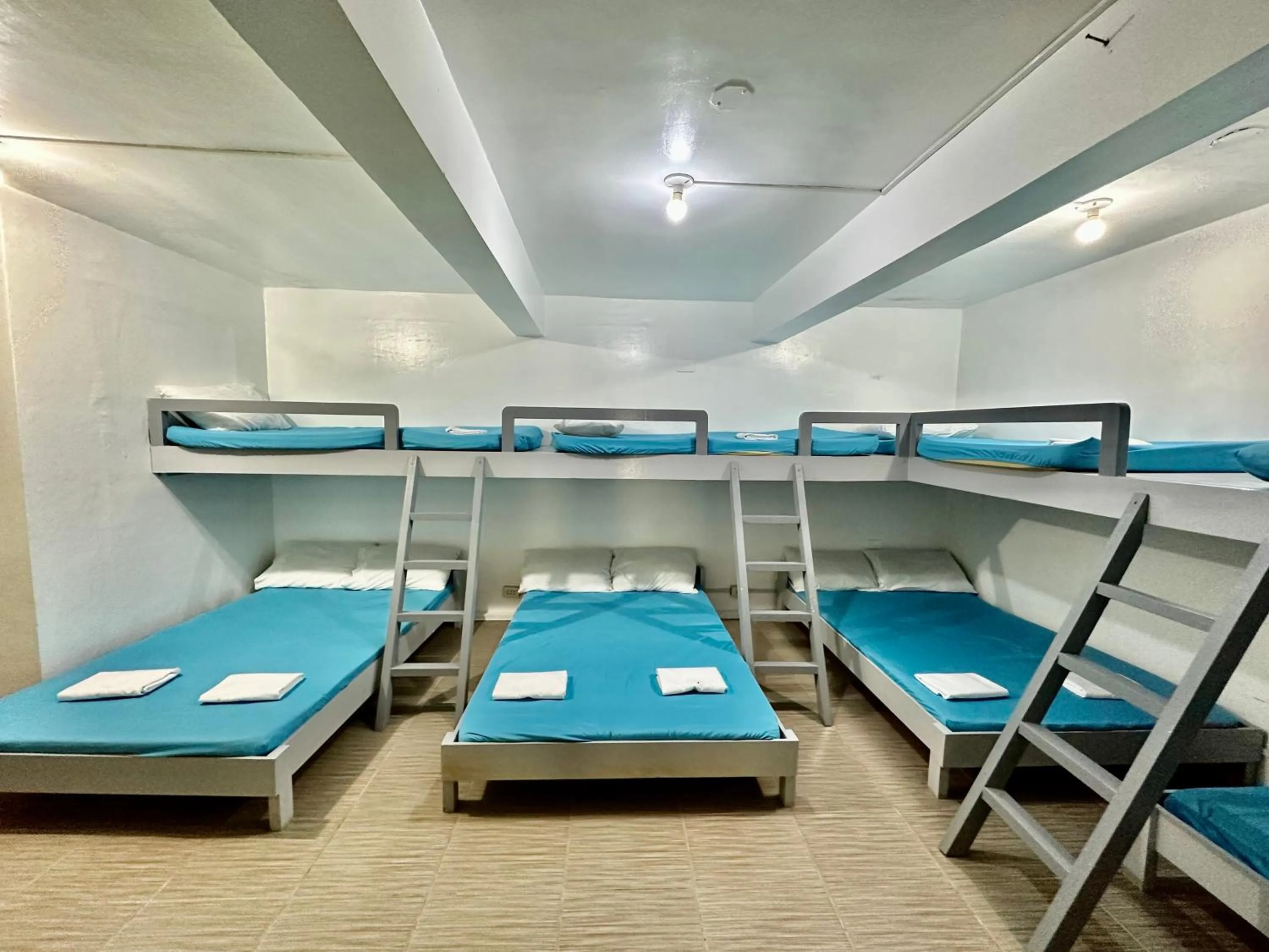 bunk bed, Bed in Wendy's Apartelle