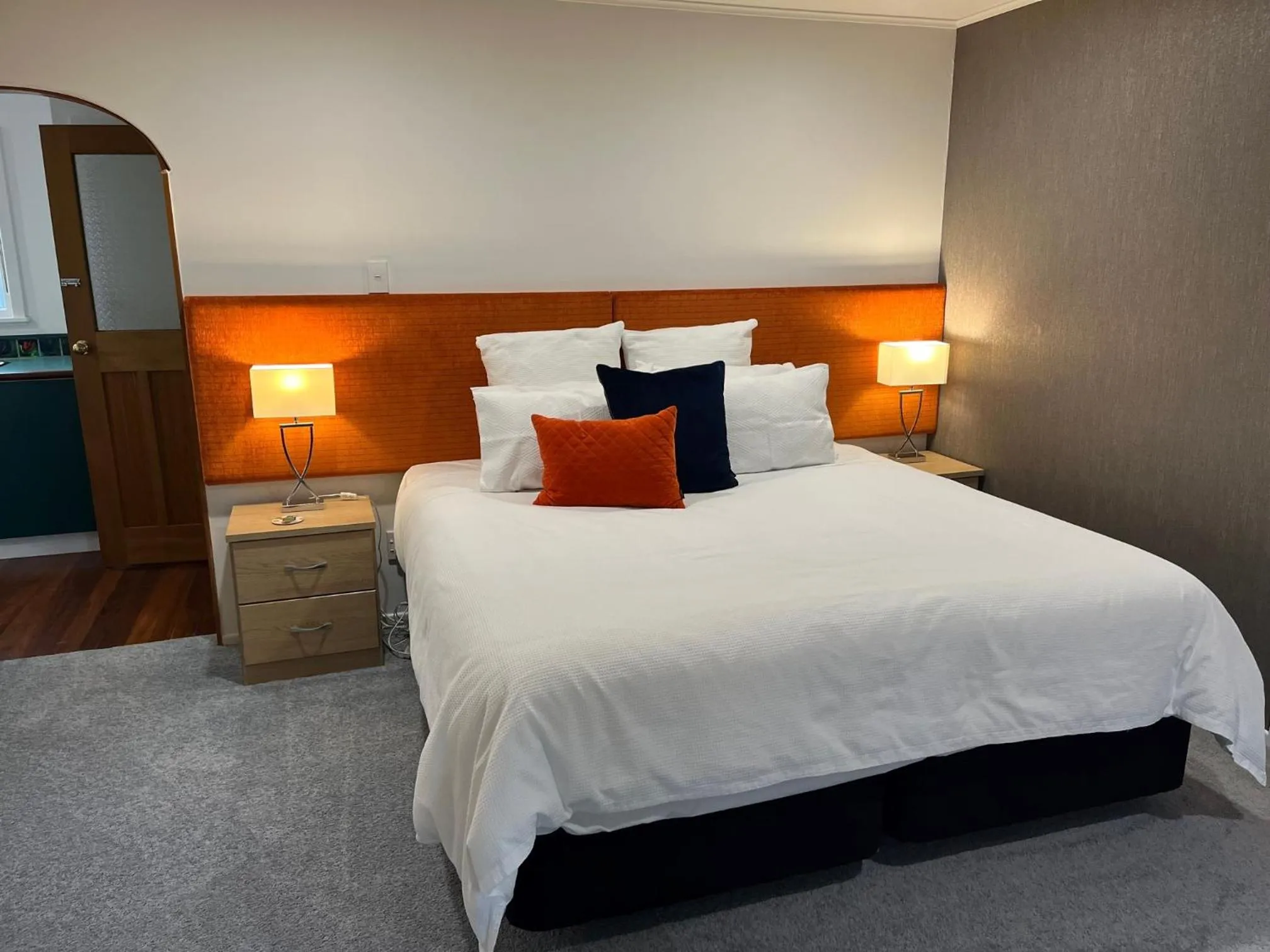 Bedroom, Bed in Shy Cottage and Studio