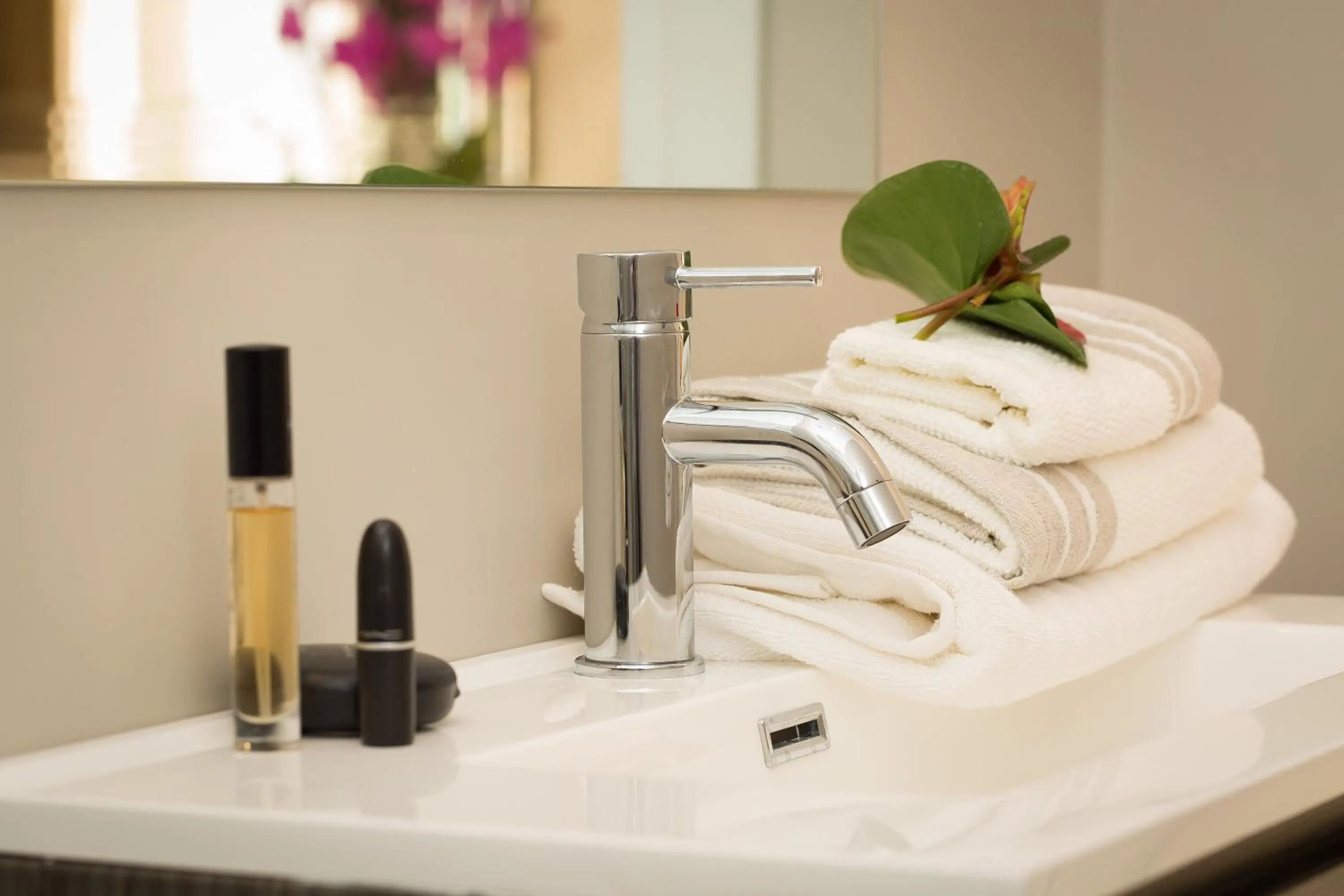 Bathroom in 126 Gracchi Suites