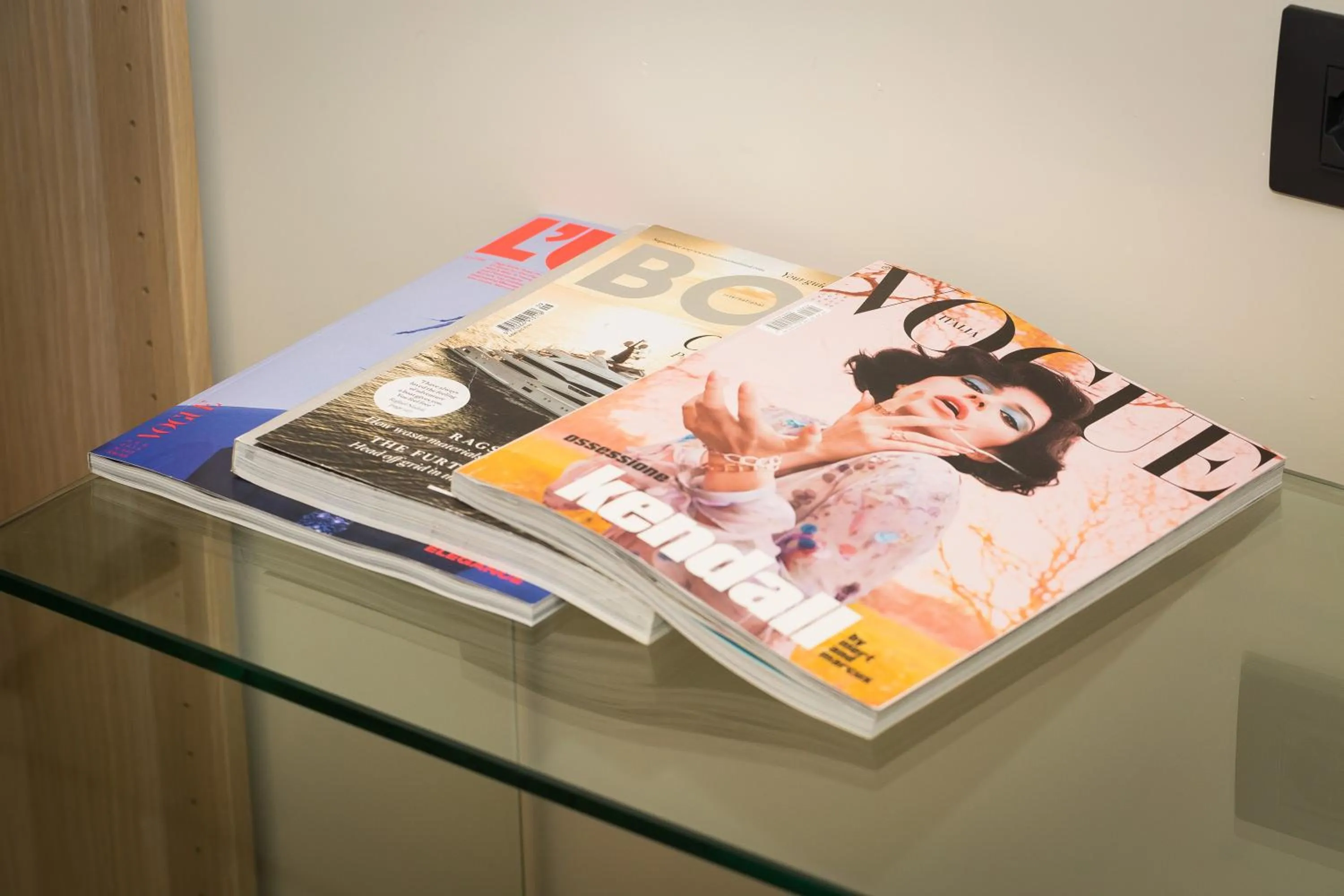 Decorative detail in 126 Gracchi Suites