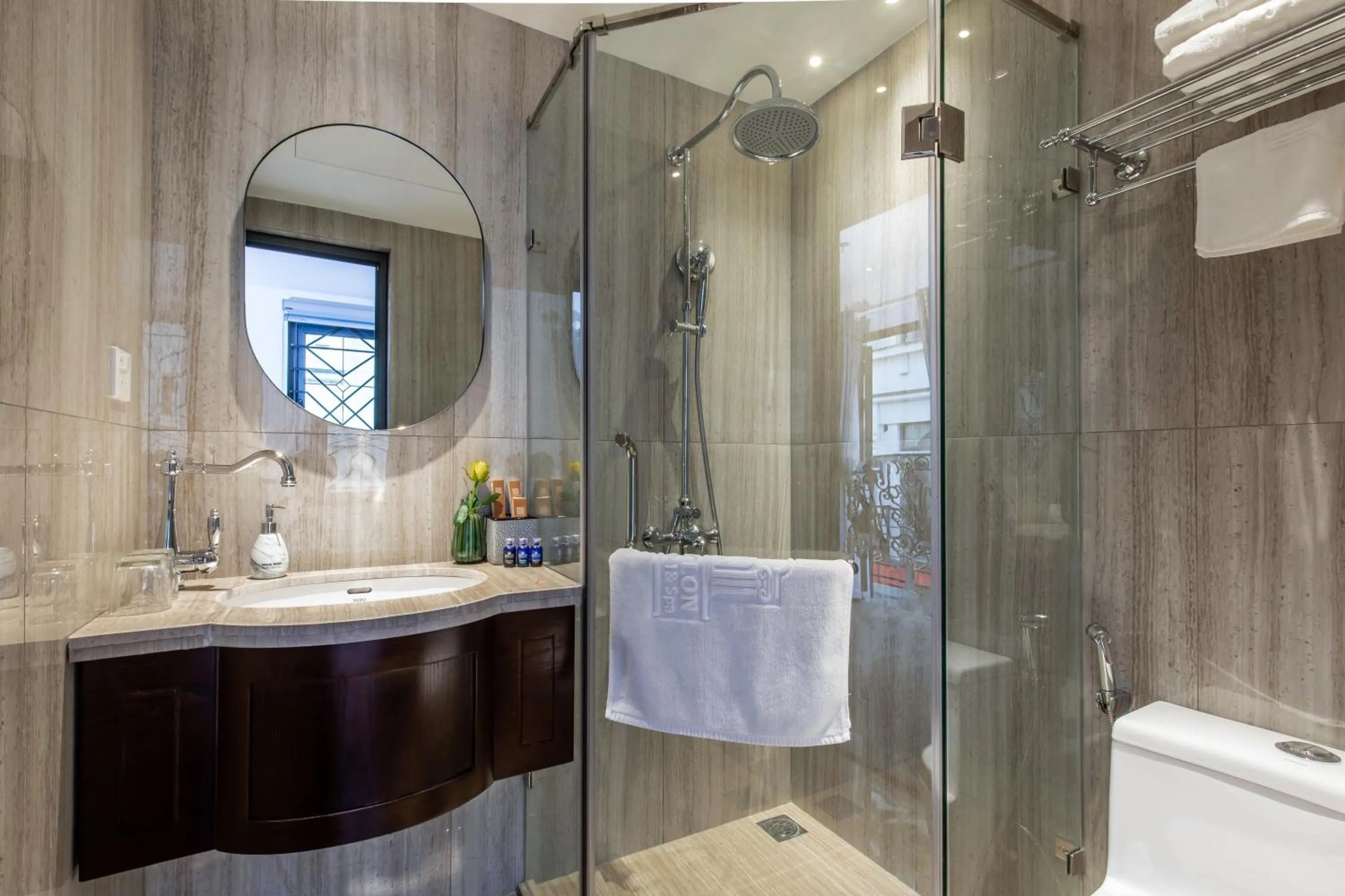 Shower in Hanoi Central Hotel & Residences