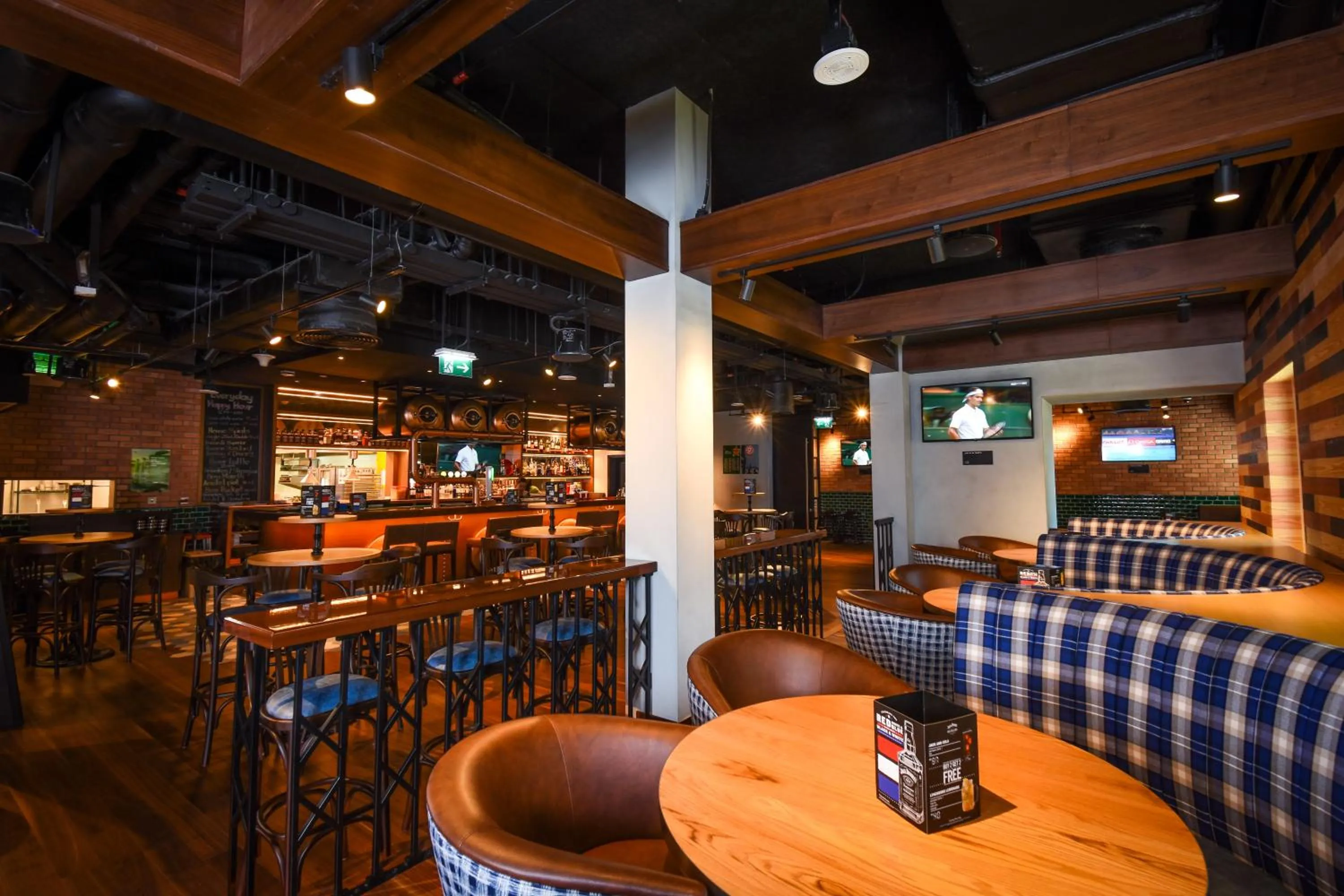 Lounge or bar in Premier Inn Dubai Al Jaddaf