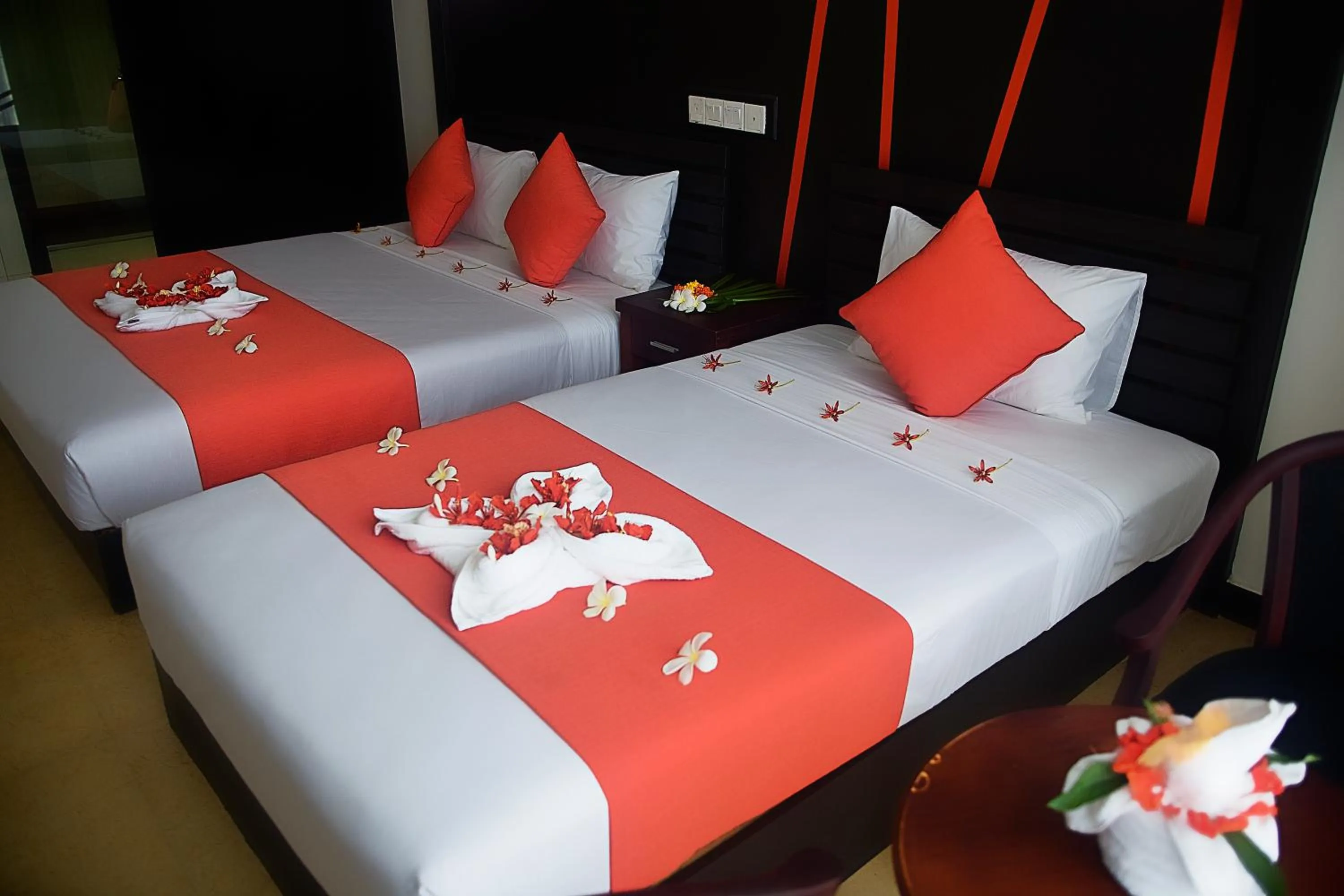 Bed in Nasau Resort & Villas