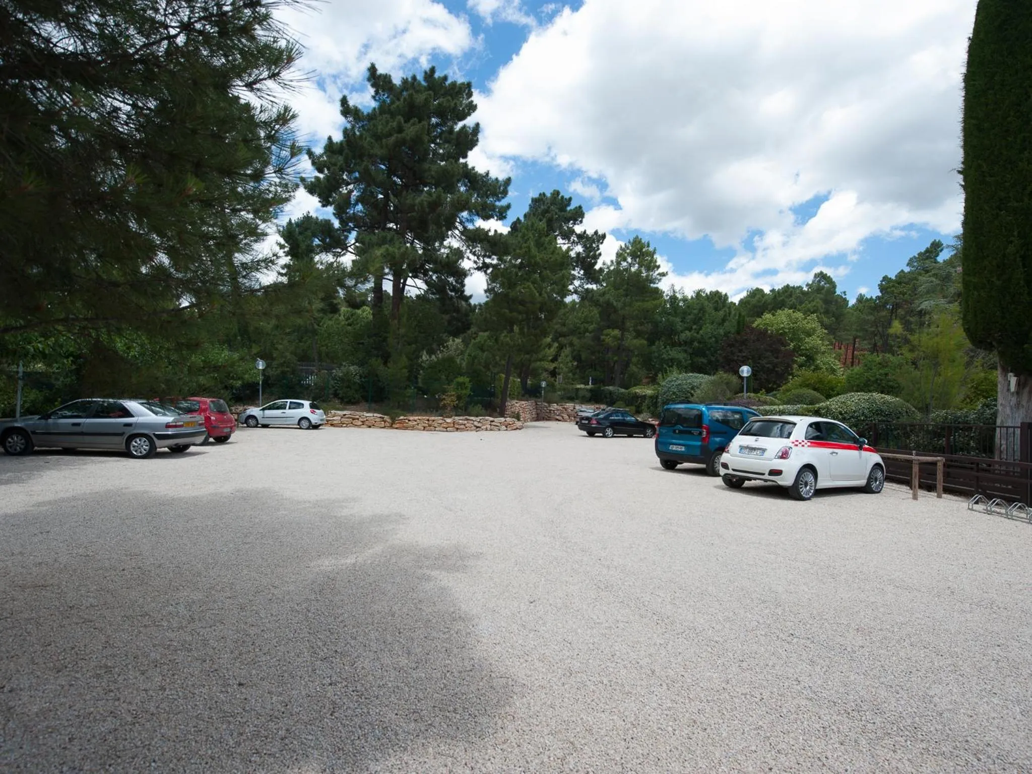 Area and facilities in Les Sables d'Ocre & SPA