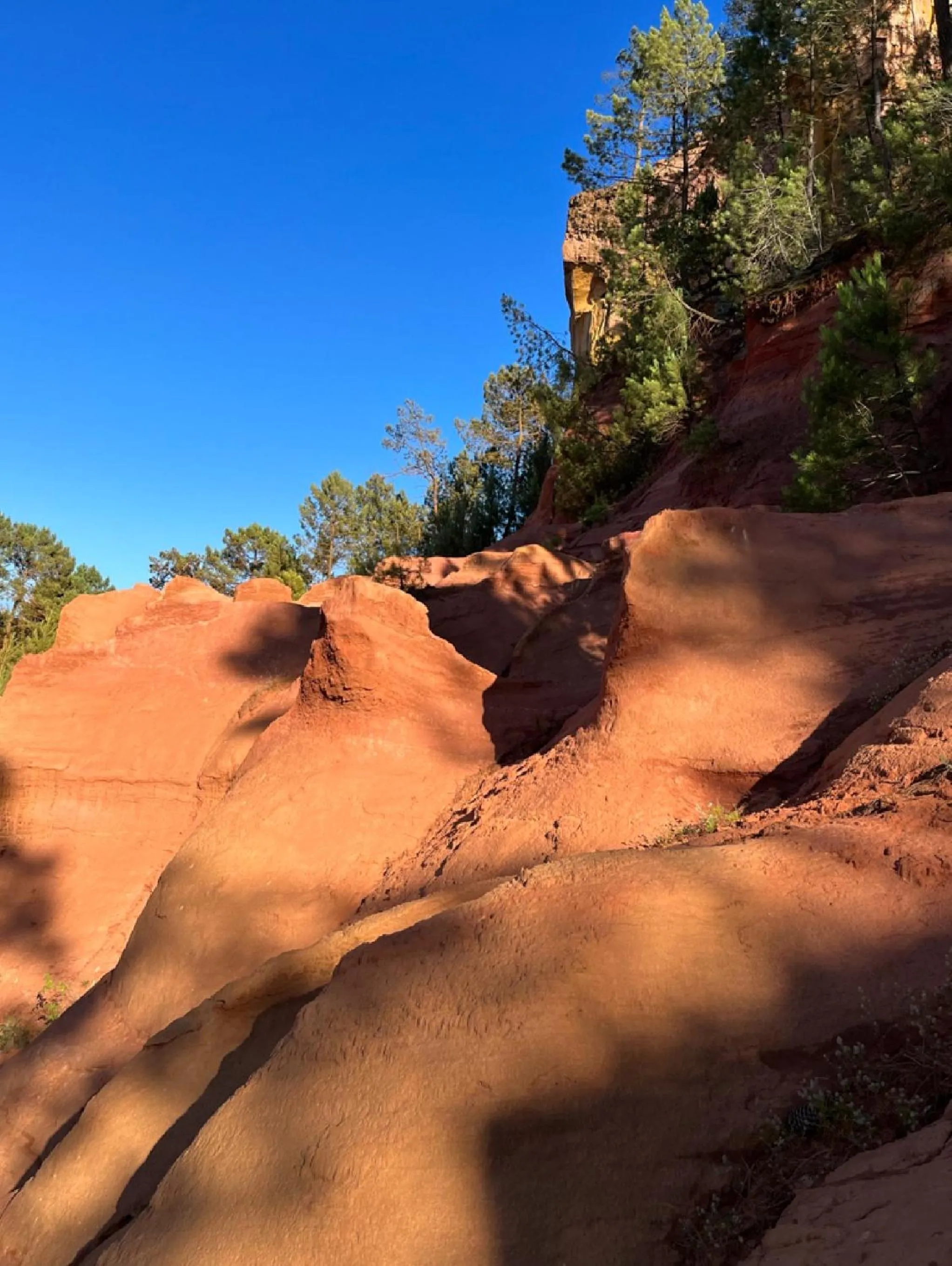 Natural landscape in Les Sables d'Ocre & SPA
