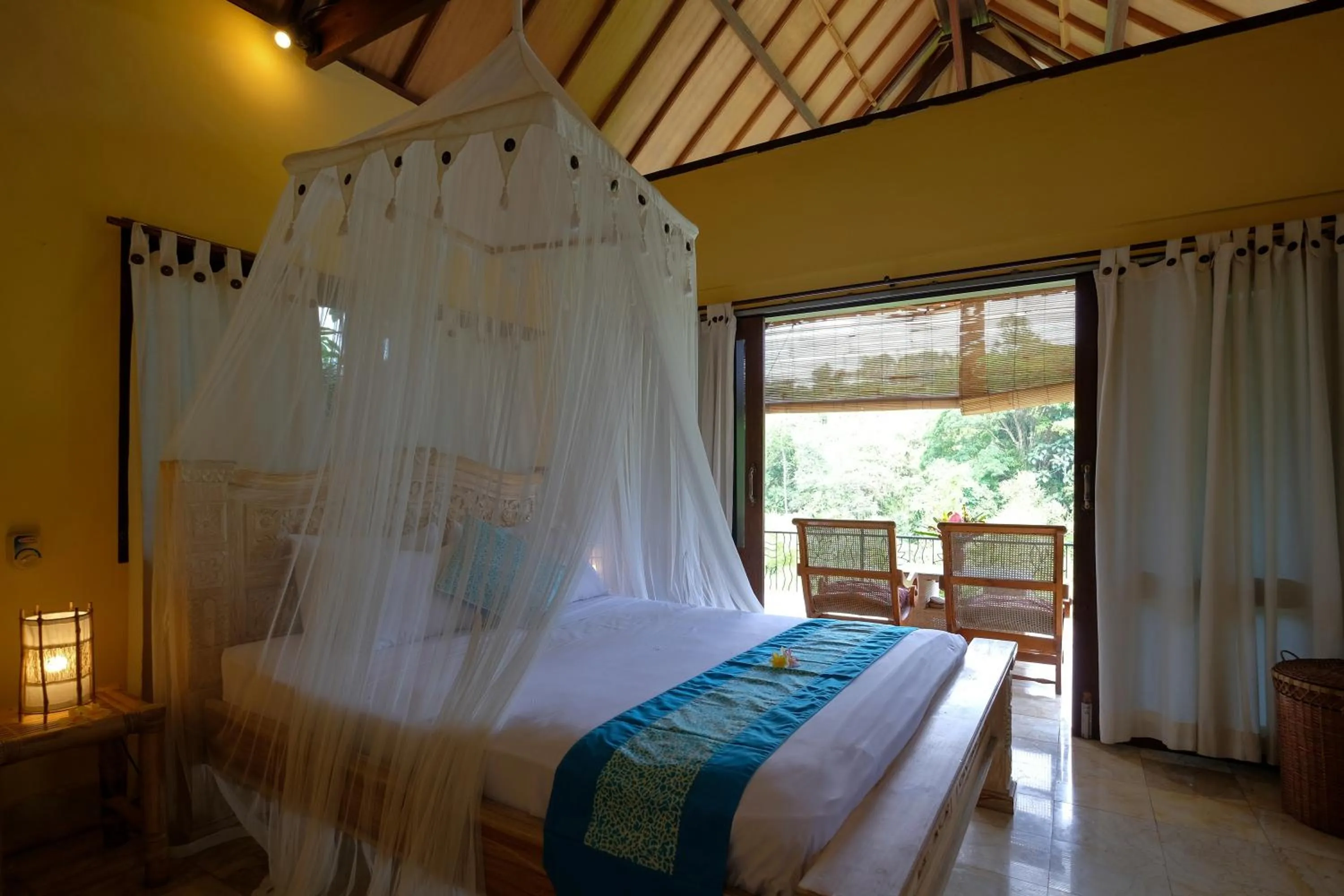 Bed in Sunrise Villa Ubud