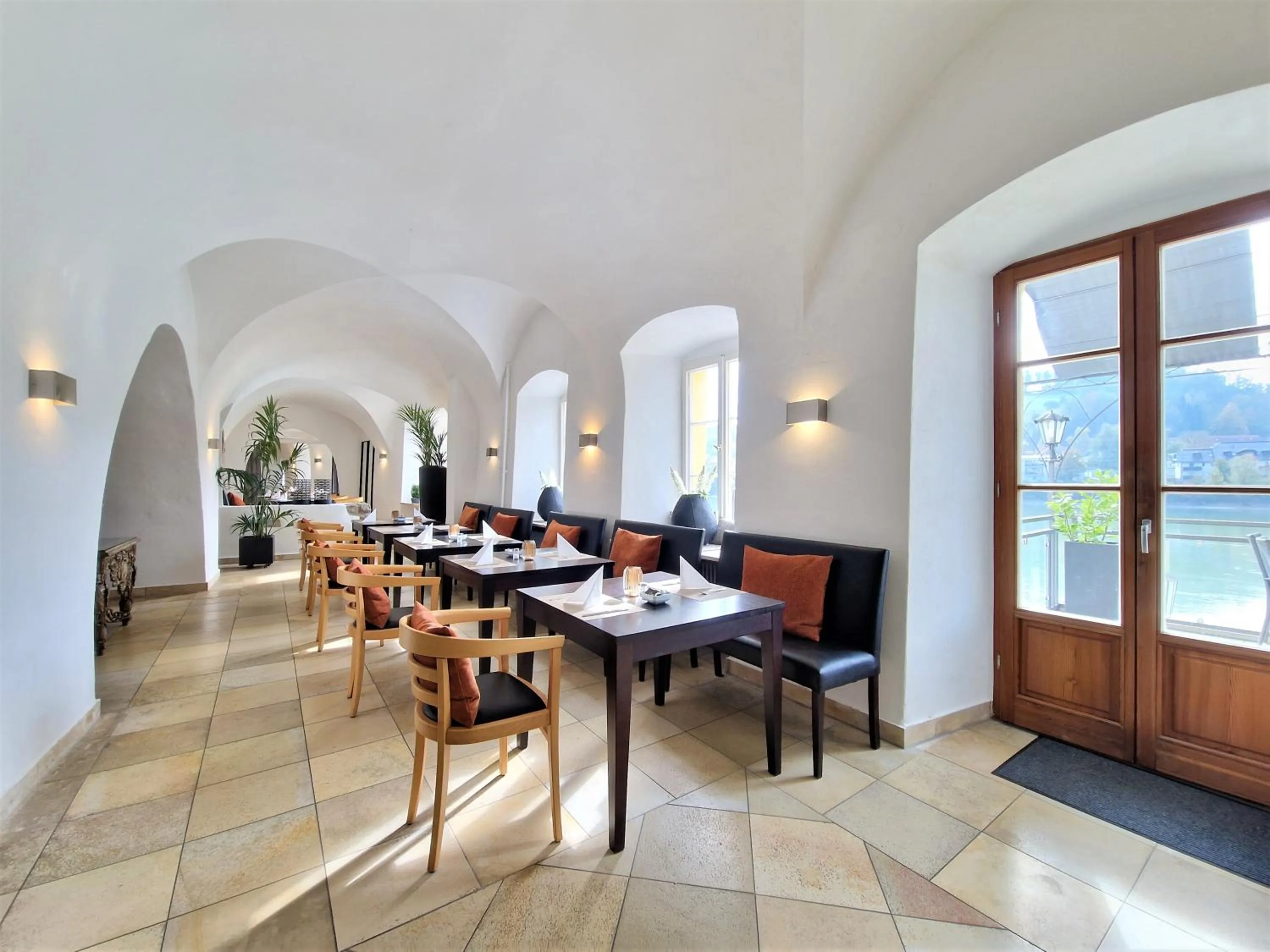 Breakfast in Schloß Ort