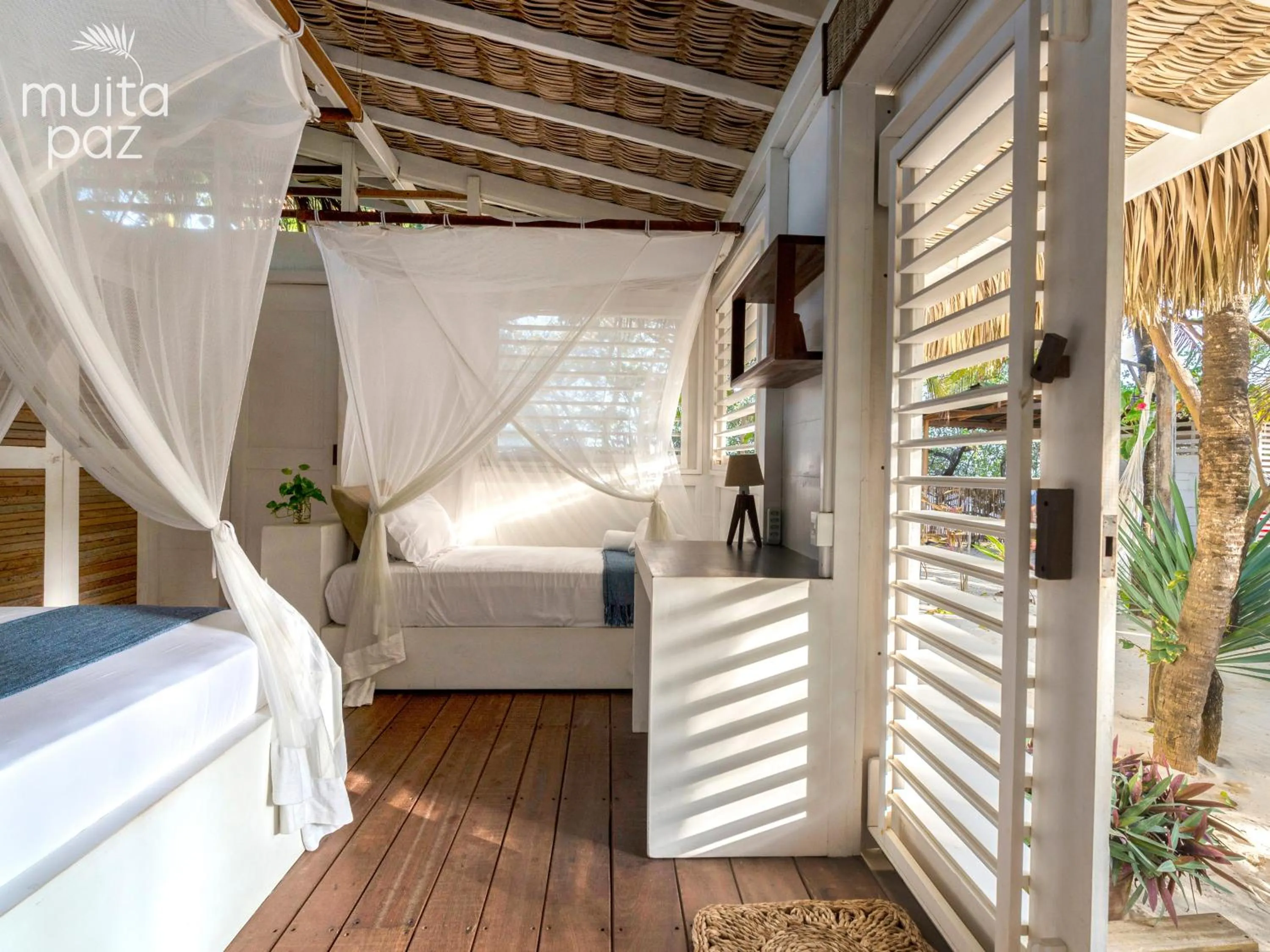 Facade/entrance, Bed in Muita Paz