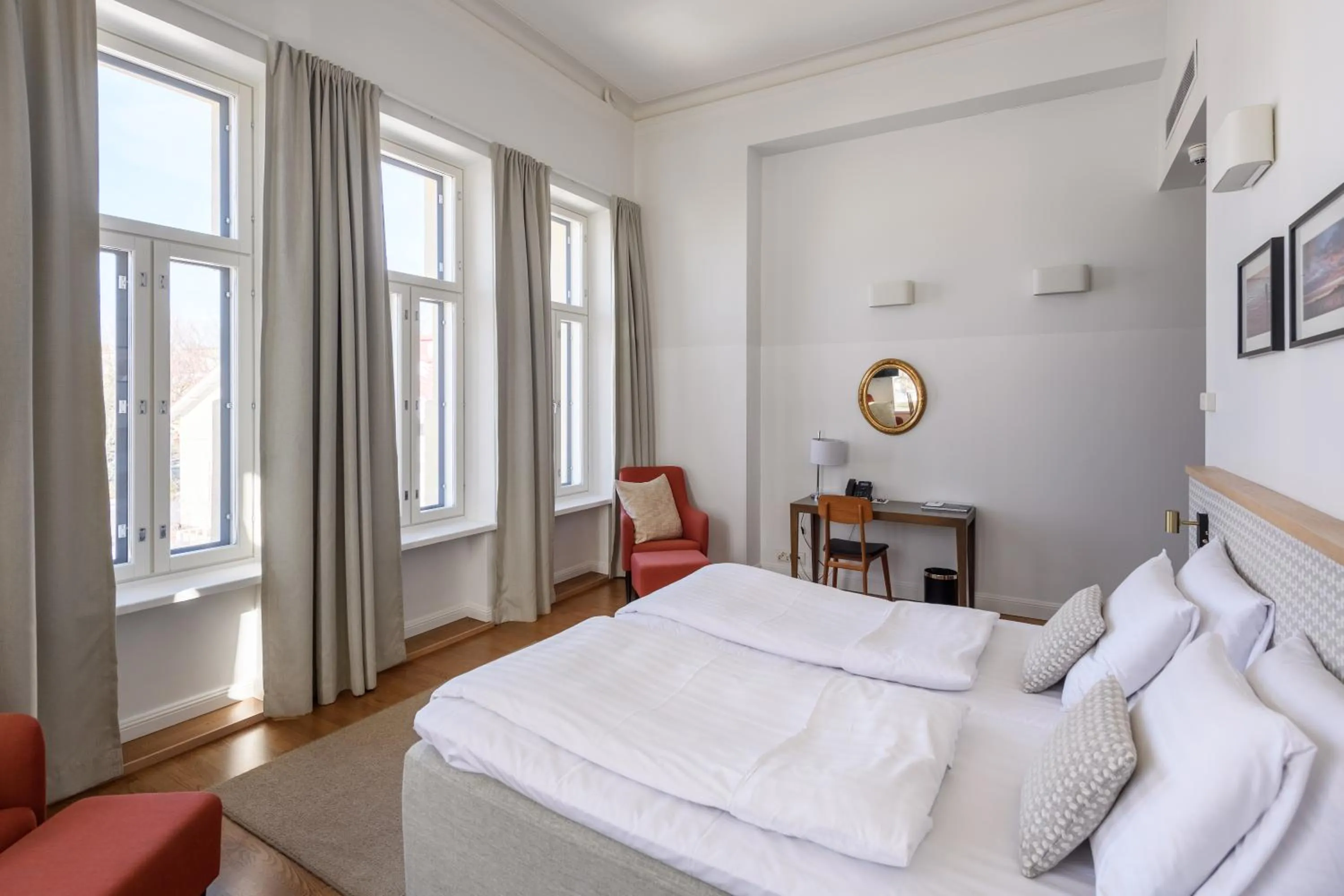 Bedroom, Bed in Regatta Spa Hotel