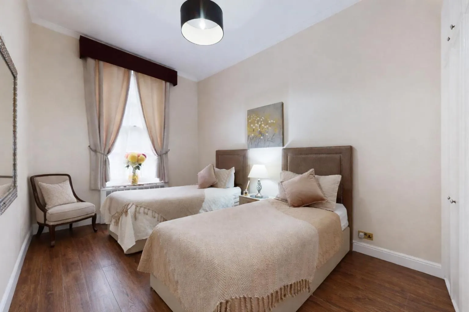 Bed in Park Lane Apartments/Shaw House