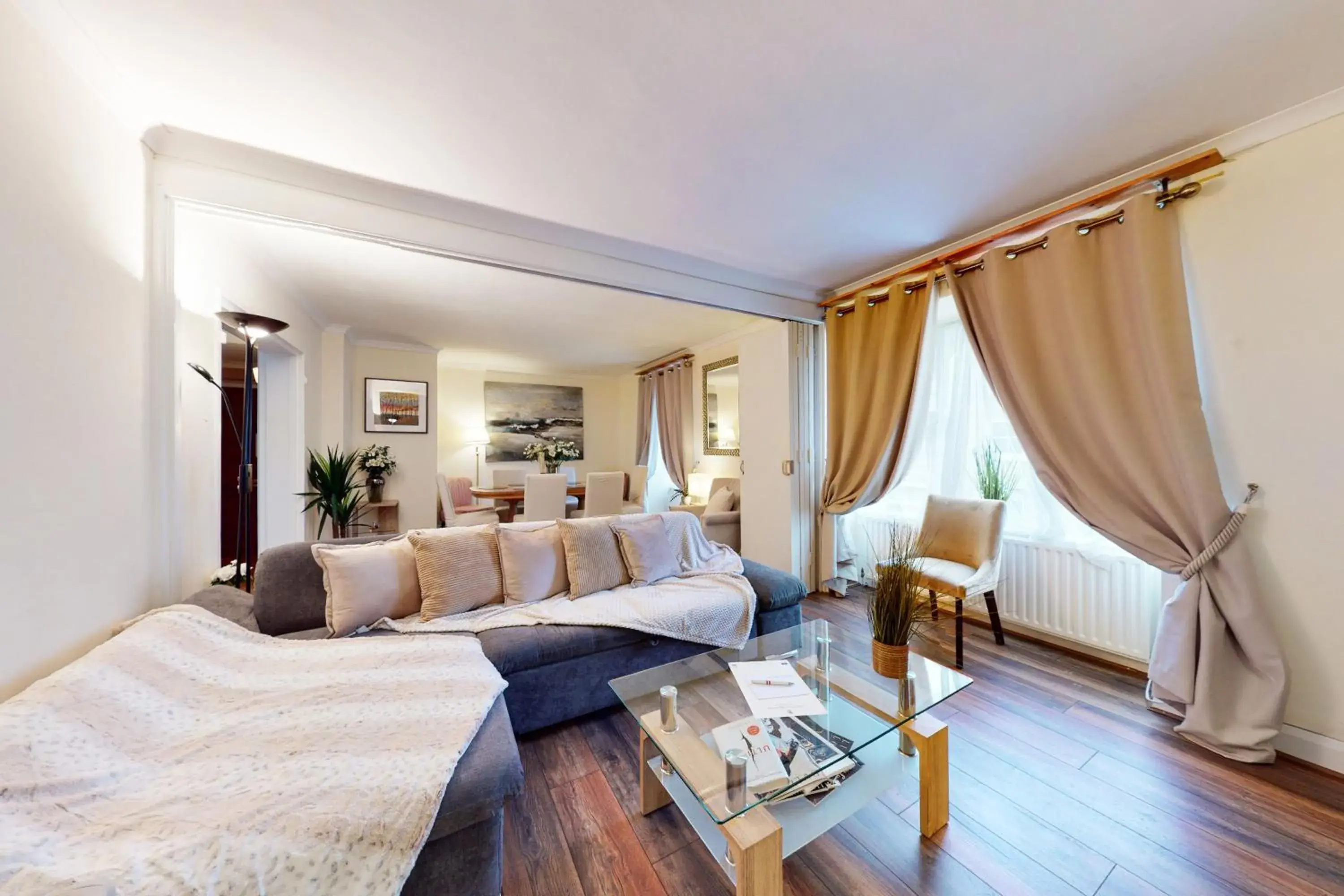 King One-Bedroom Apartment in Park Lane Apartments/Shaw House King One-Bedroom Apartment in Park Lane Apartments/Shaw House