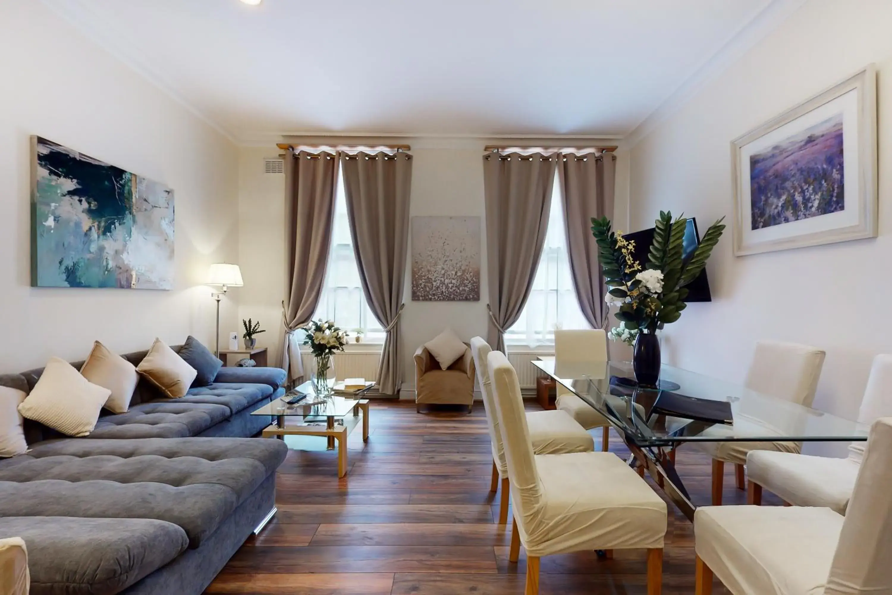 Luxury Two-Bedroom Apartment in Park Lane Apartments/Shaw House Luxury Two-Bedroom Apartment in Park Lane Apartments/Shaw House