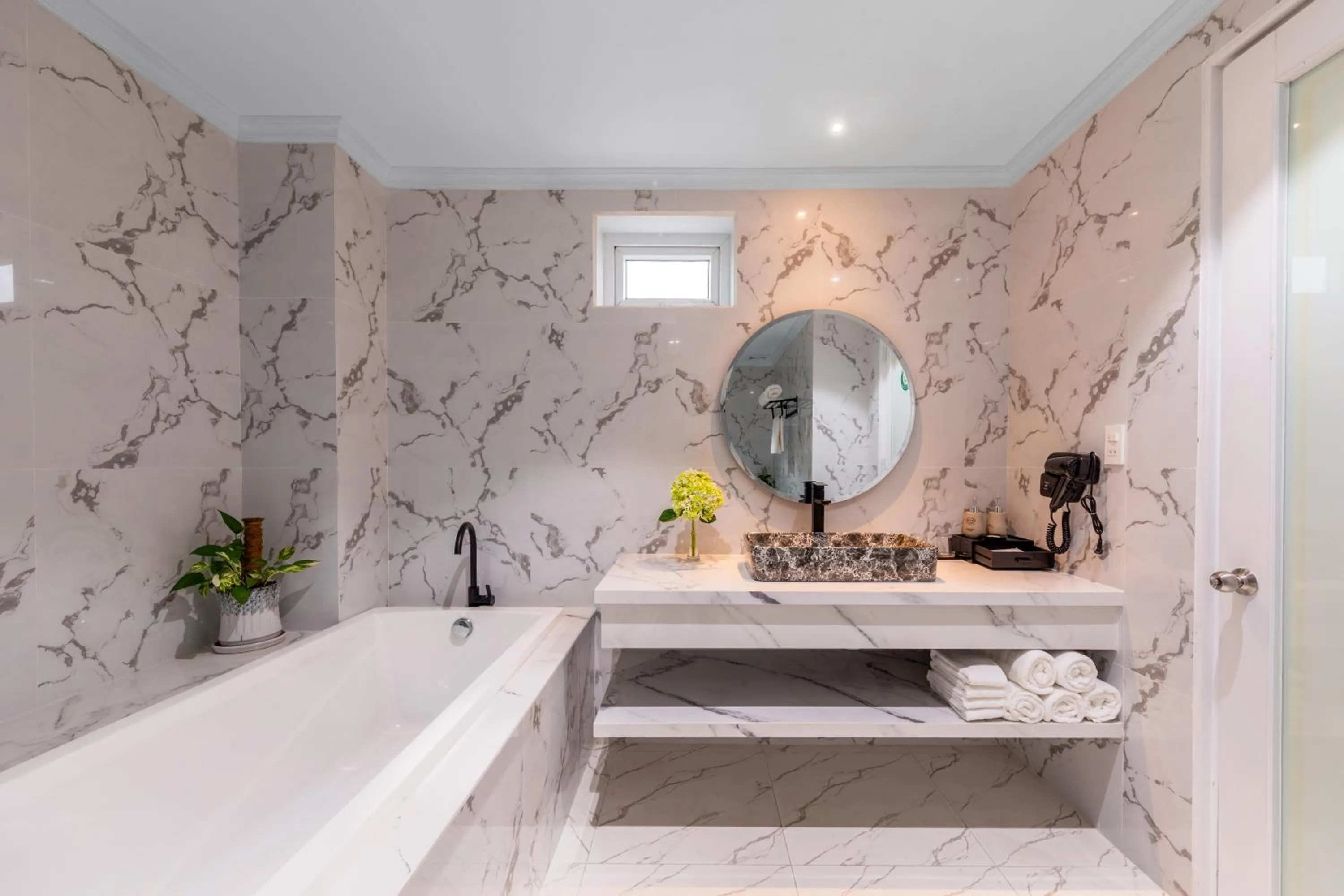 Bathroom in Kay Hotel Han Riverfront