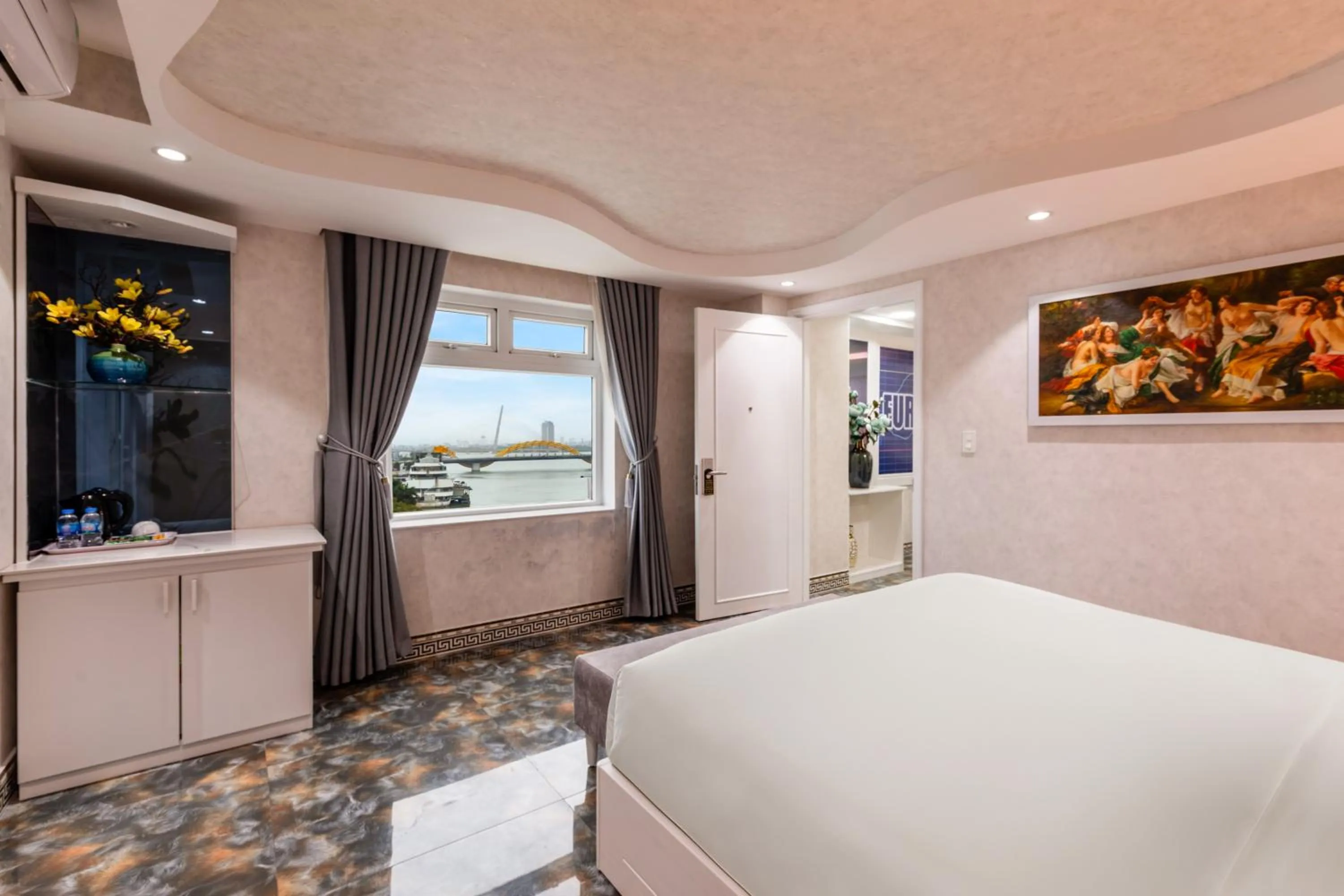 Bedroom, Bed in Kay Hotel Han Riverfront