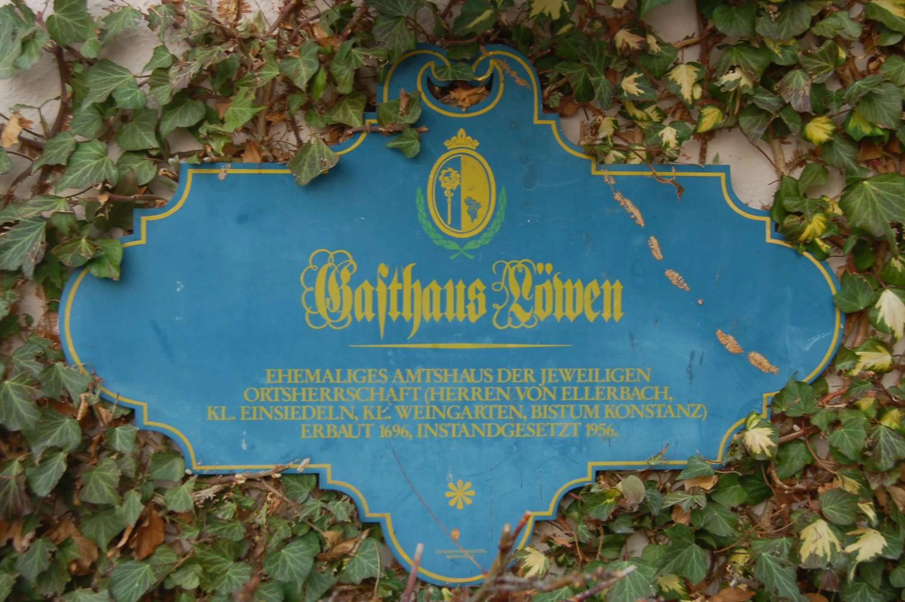 Decorative detail in Hotel Der Löwen