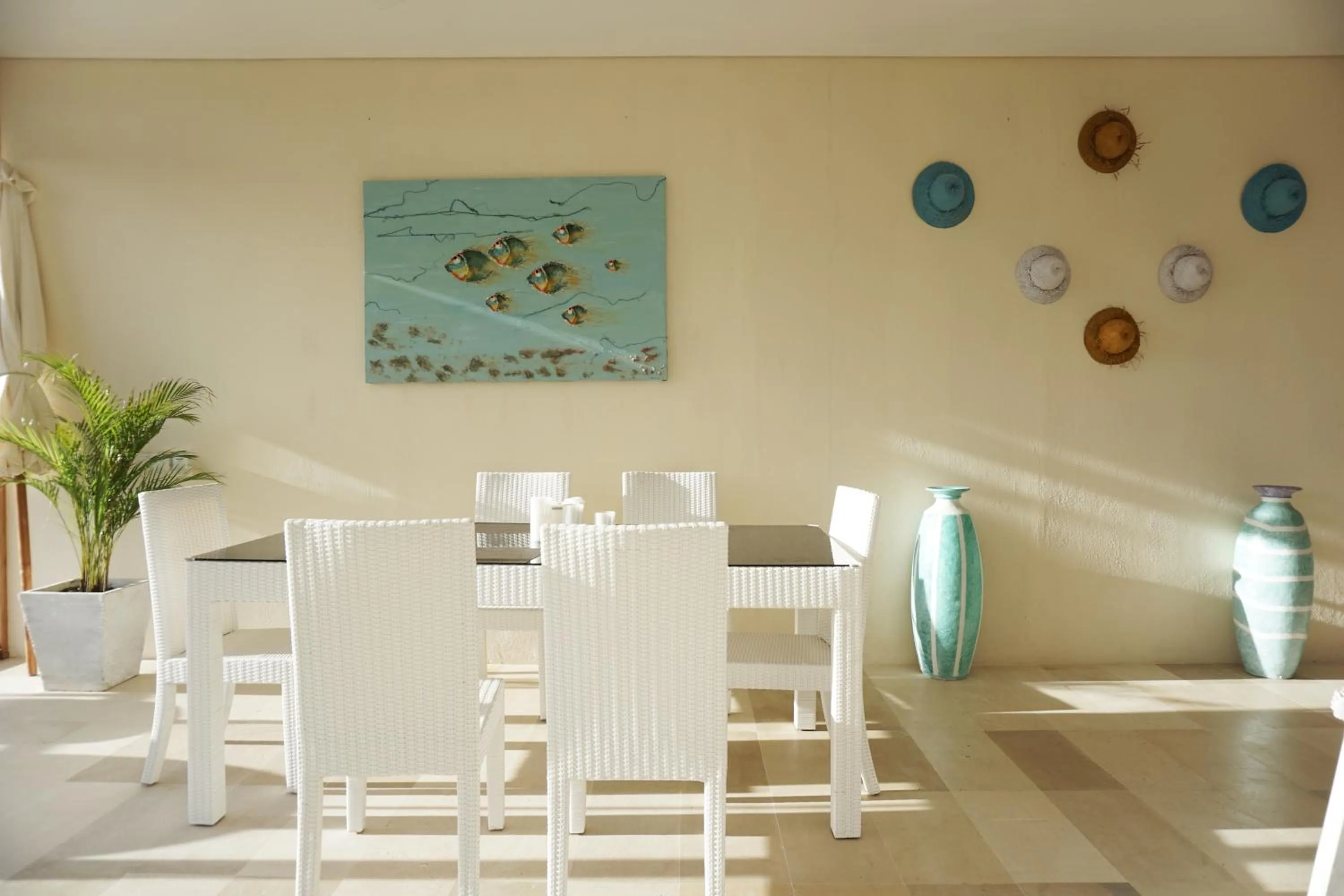 Dining area in Villa Atas Pelangi