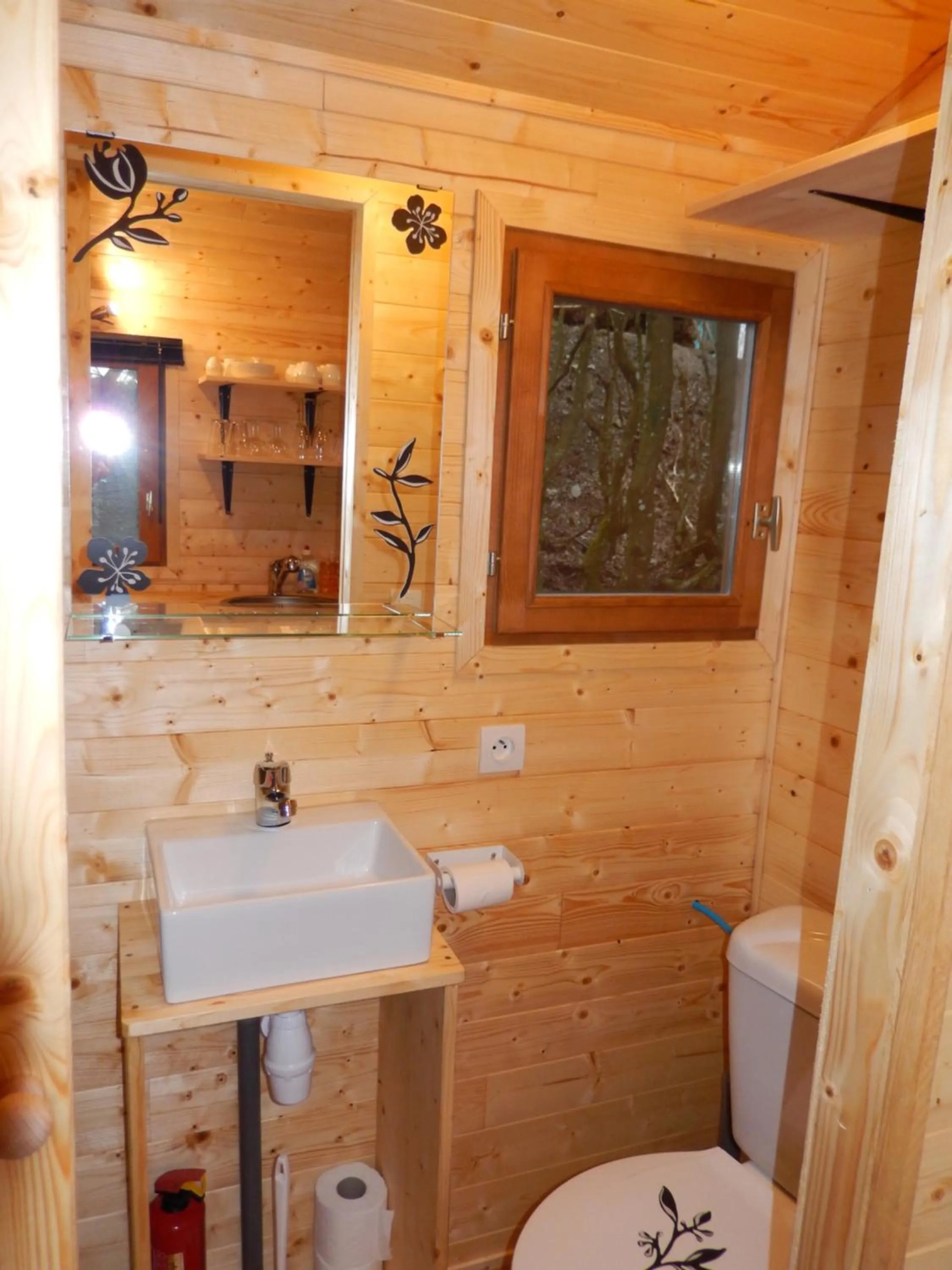 Bathroom in B&B Le 'Ti 'Bou de Refuge