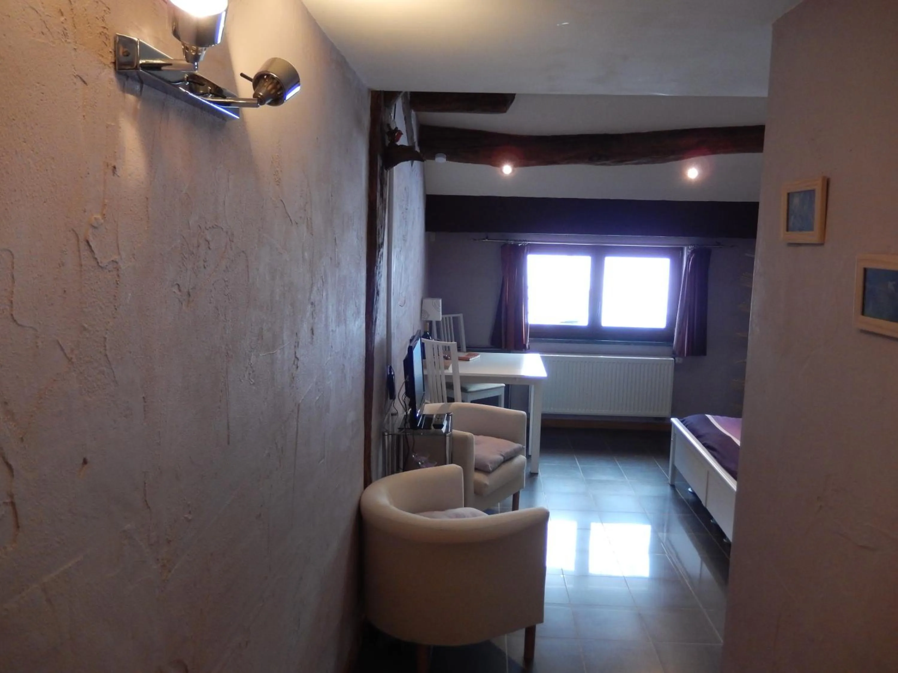 Photo of the whole room in B&B Le 'Ti 'Bou de Refuge