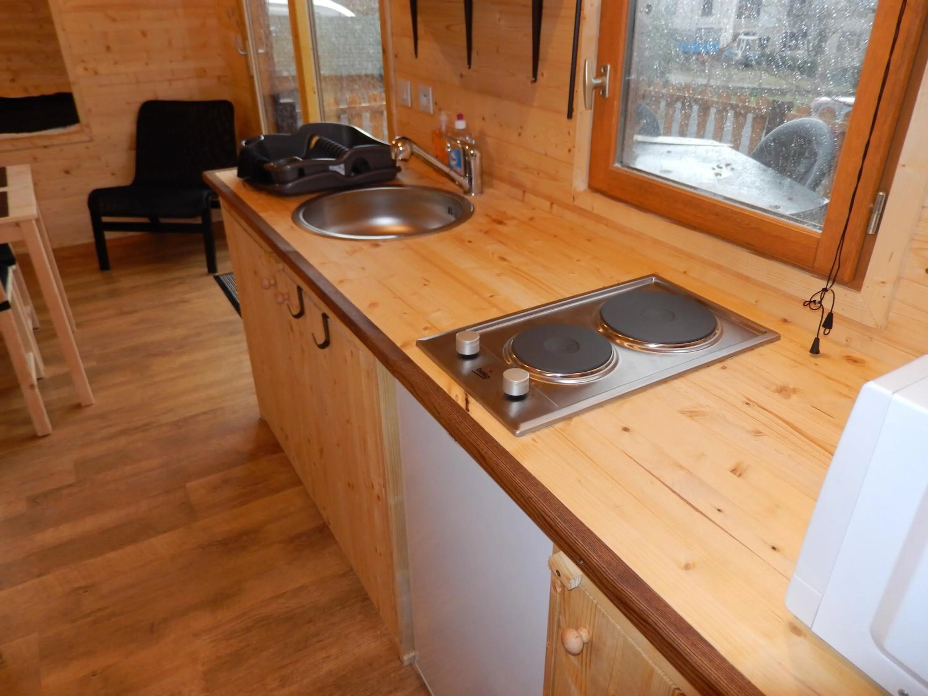 Kitchen or kitchenette in B&B Le 'Ti 'Bou de Refuge