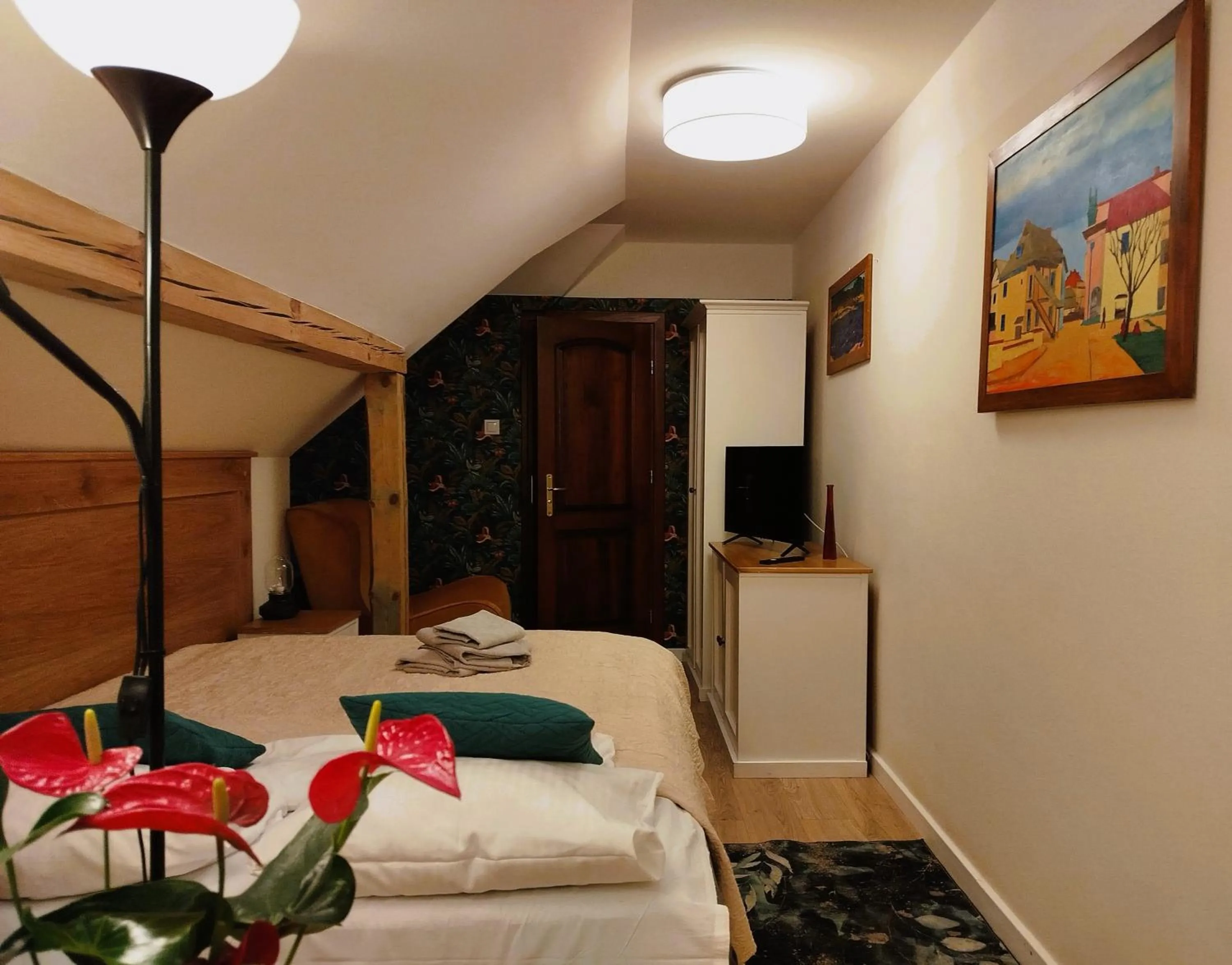 Bed in Willa Pod Basztą Restauracja&Wellness