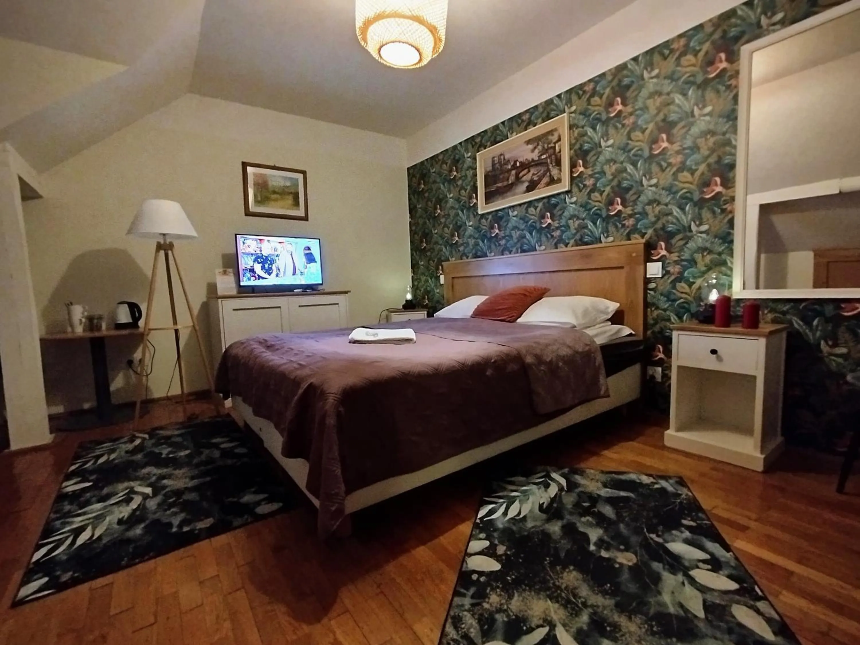 Bed in Willa Pod Basztą Restauracja&Wellness