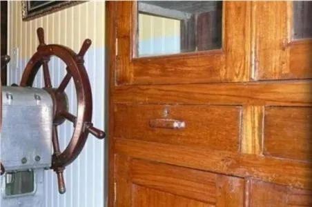 Decorative detail in Hôtel Kermor