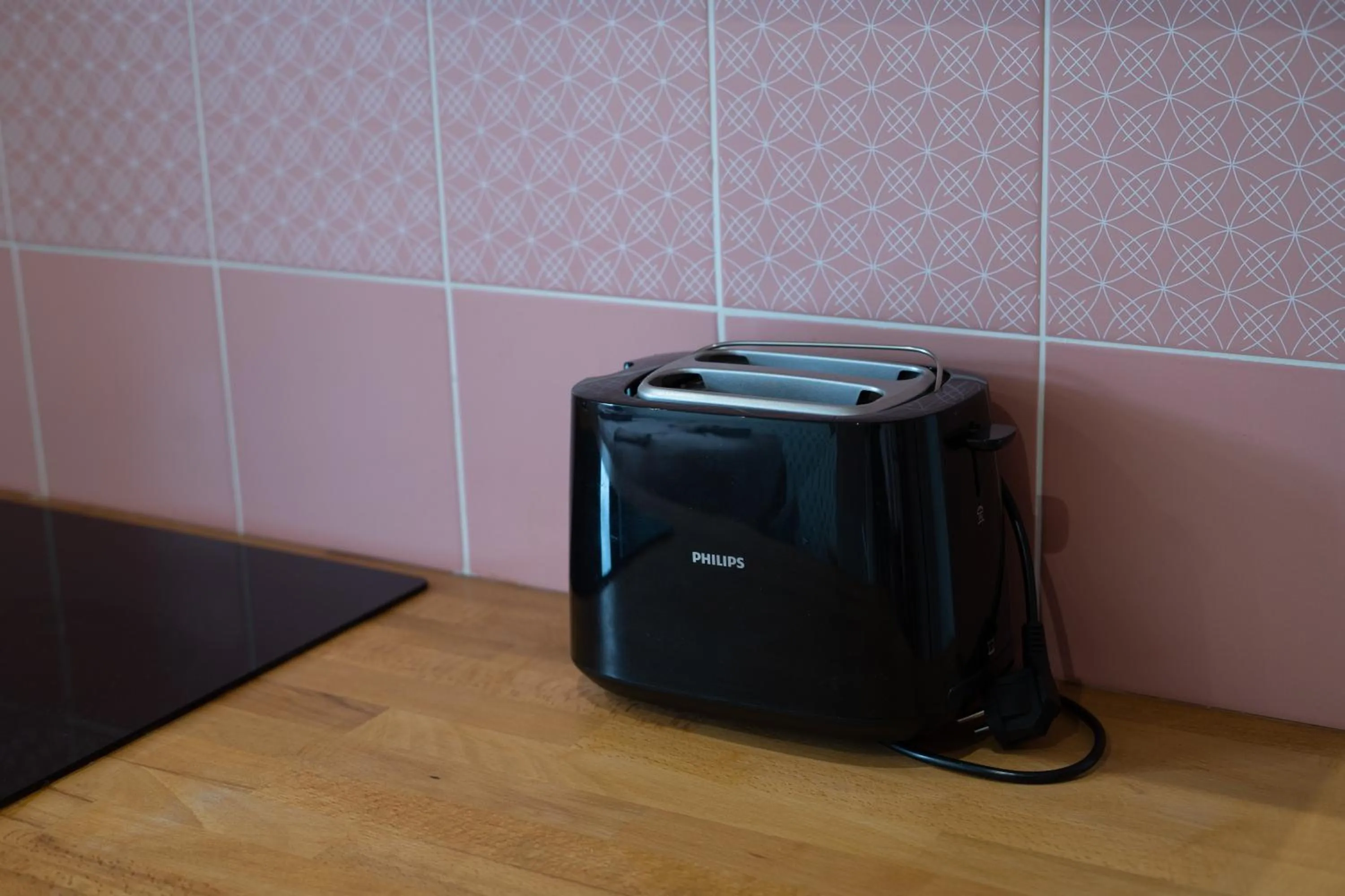 toaster in Capstay Color Valenciennes & Netflix