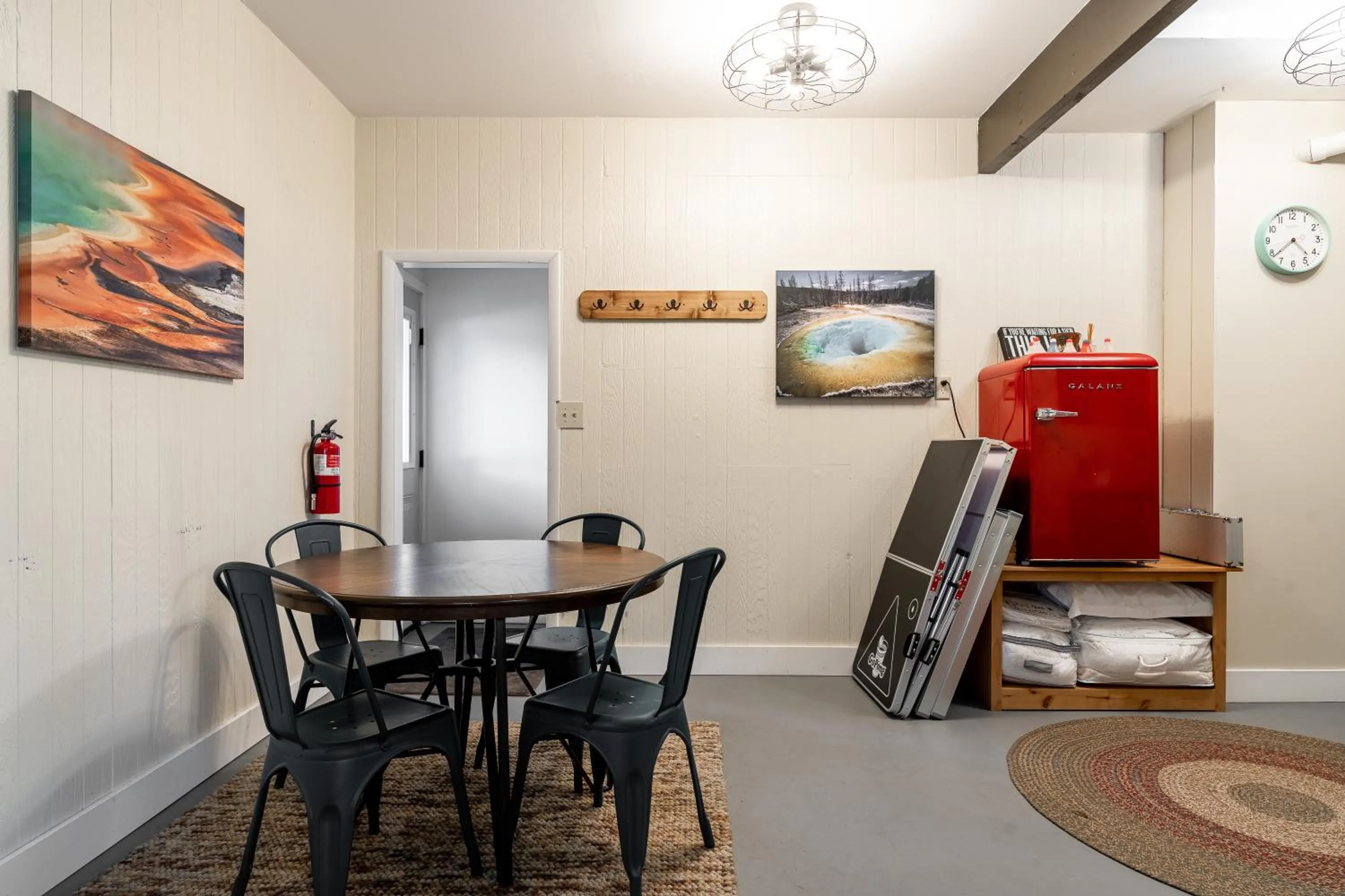 Living room in Shepherd Family Retreats- Fox