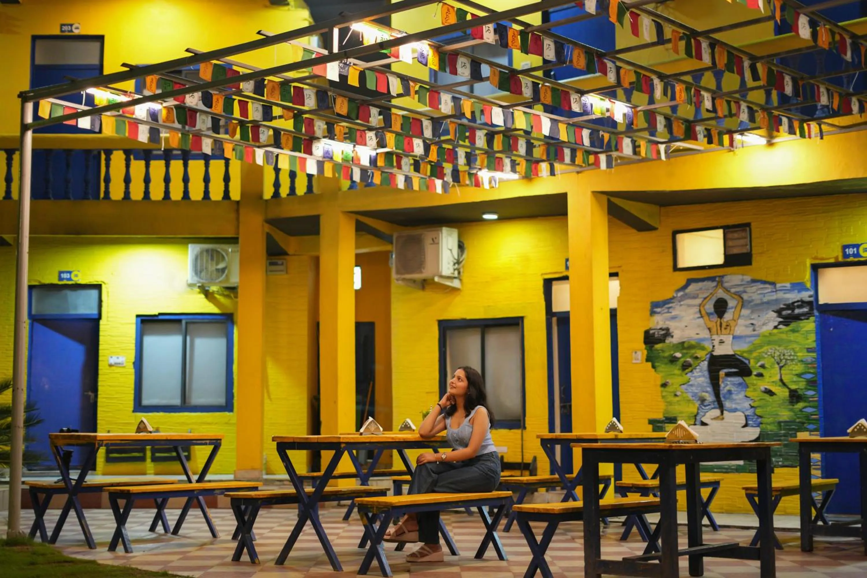 Seating area in Shalom Backpackers Rishikesh