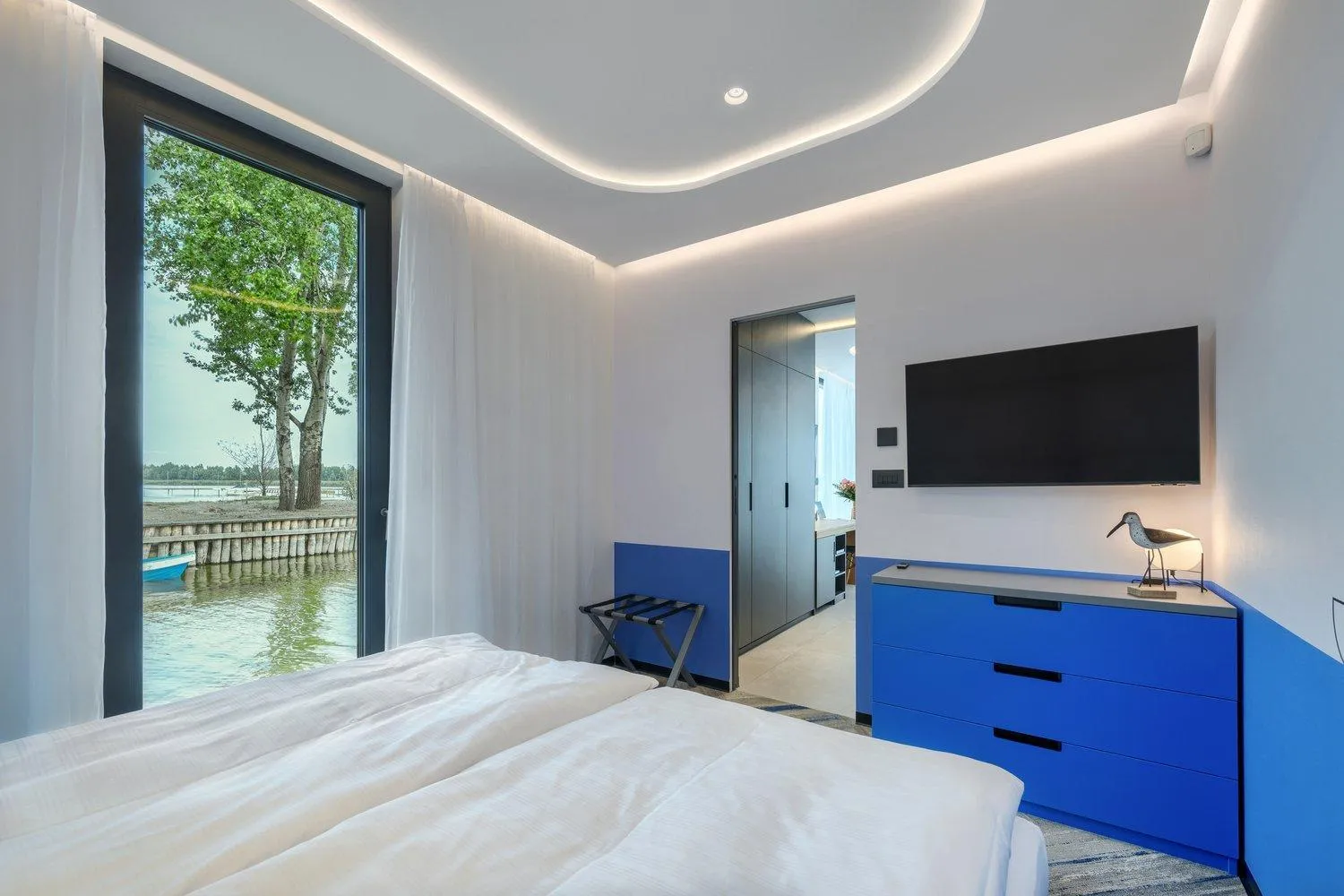 Bed in Donautica Hotel & Restaurant