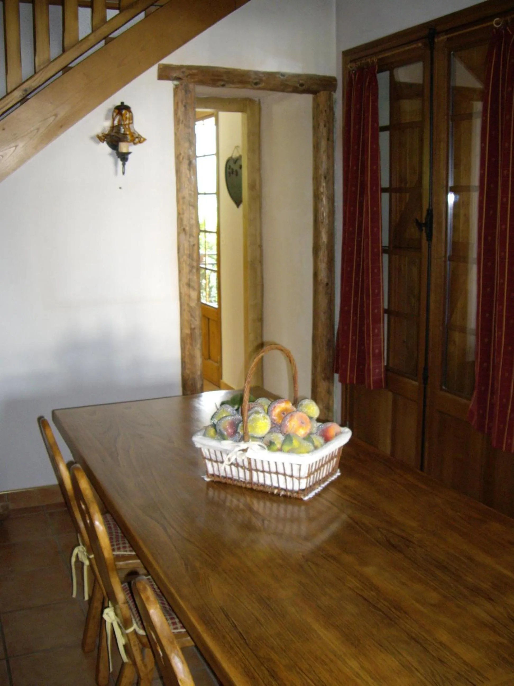 Dining area in Chambres d'Hôtes Les Pierres Taillées