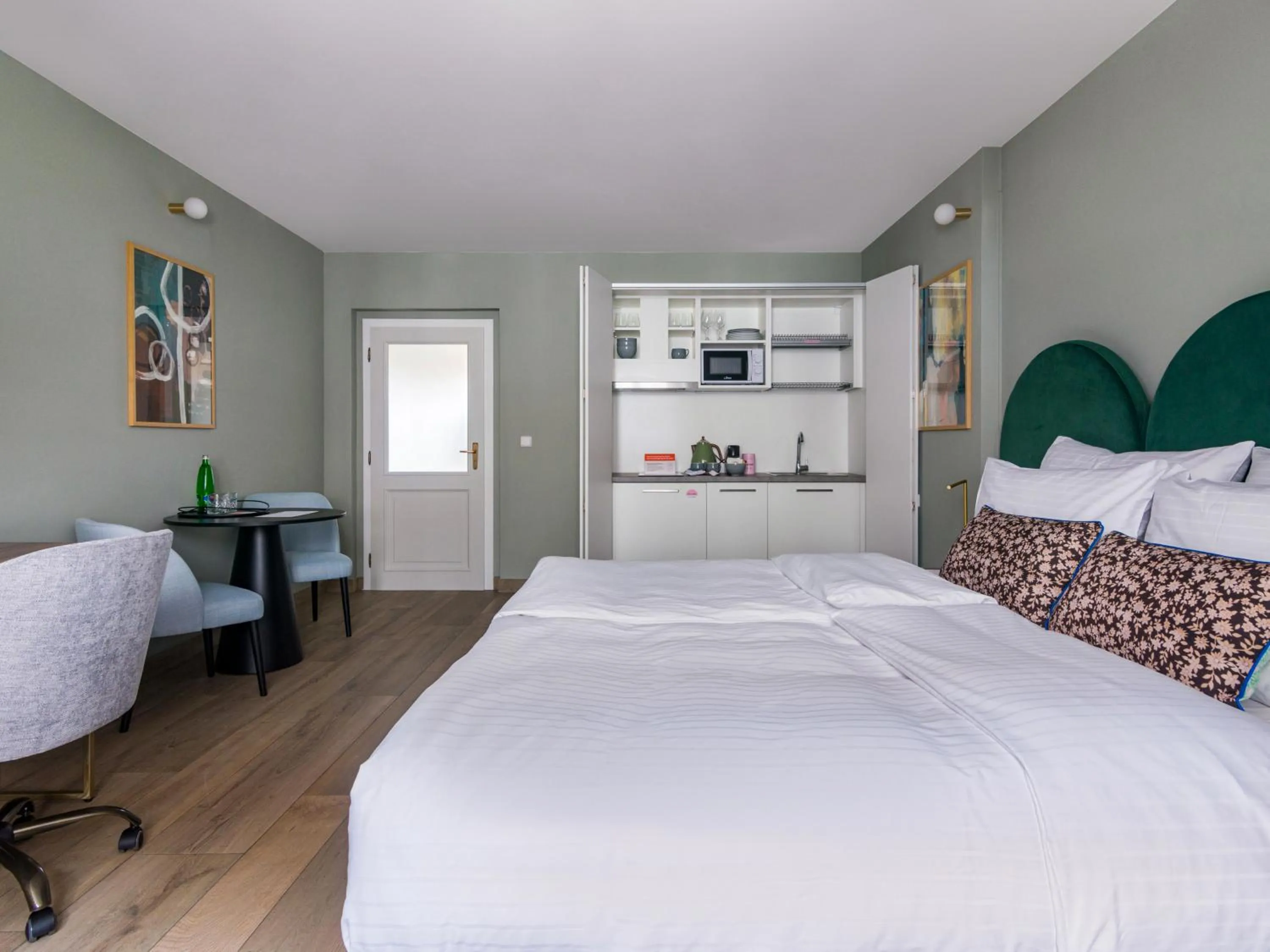 Photo of the whole room, Bed in Numa Prague Libusa