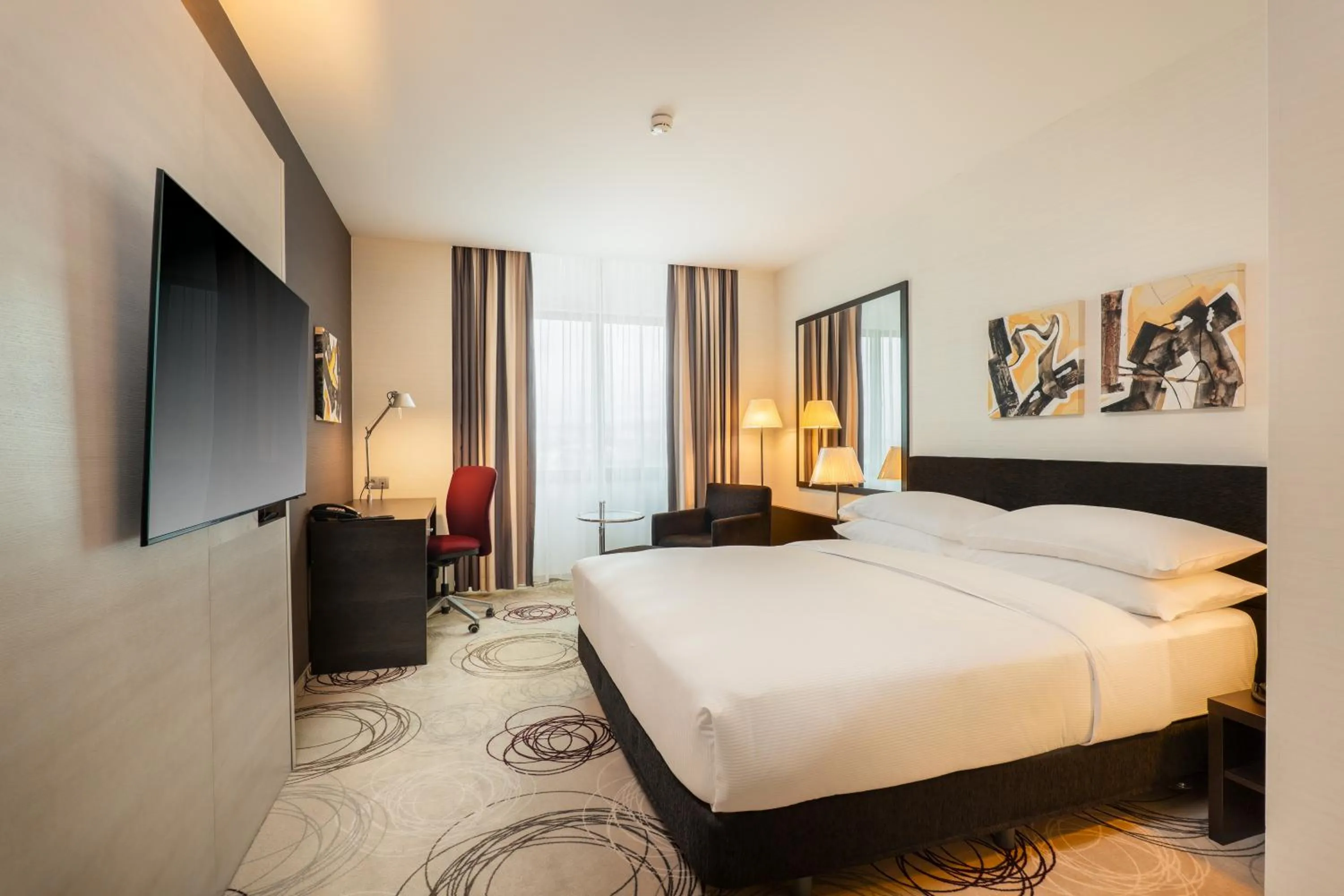 Photo of the whole room, Bed in DoubleTree By Hilton Košice