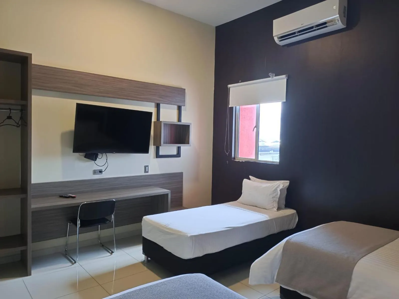 Bedroom in Hotel American Visa Cali