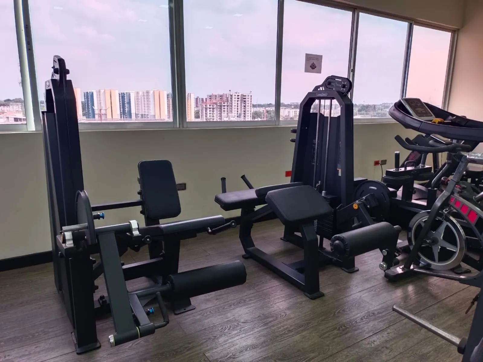Fitness centre/facilities in Hotel American Visa Cali
