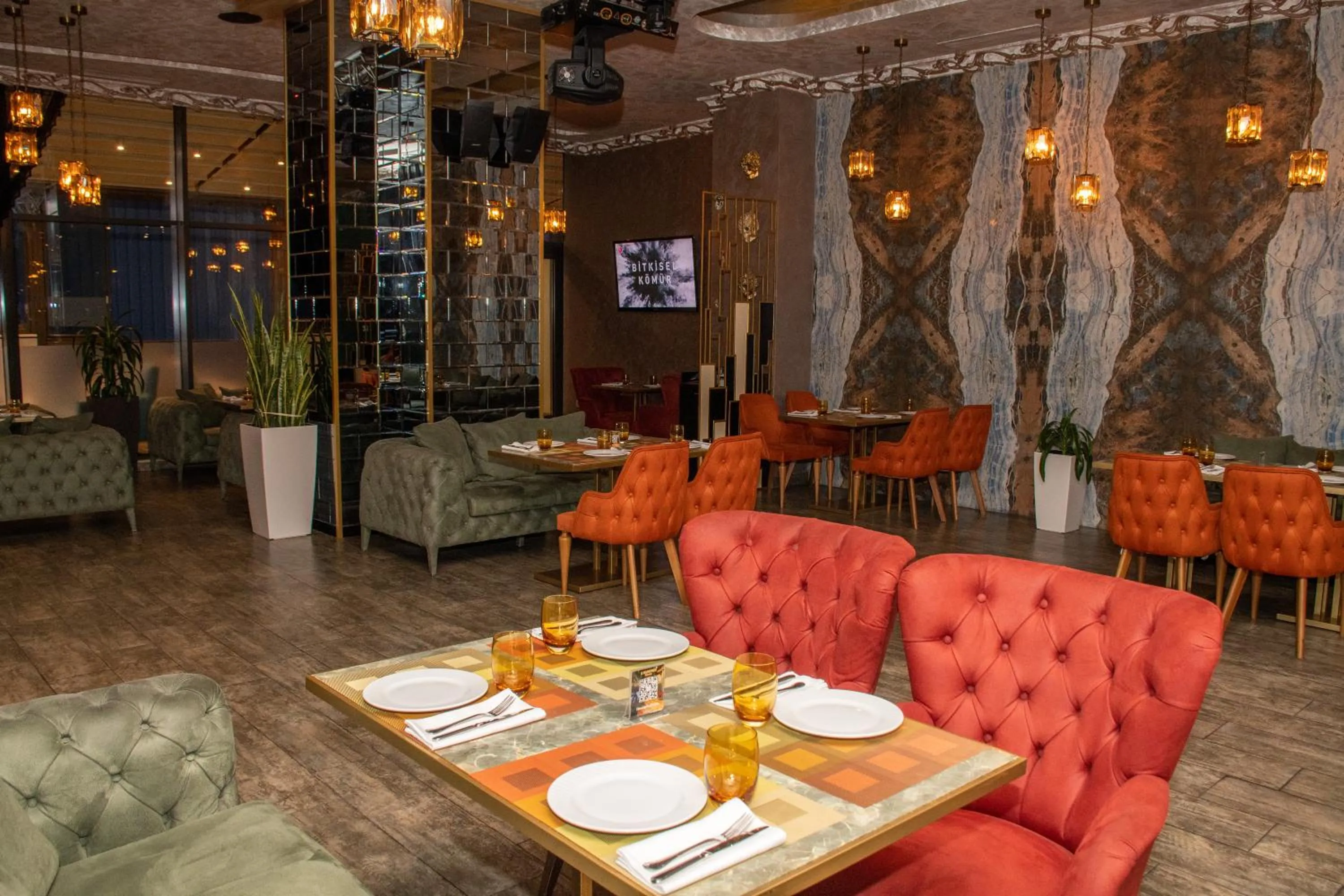 Restaurant/places to eat in Graaf Hotel