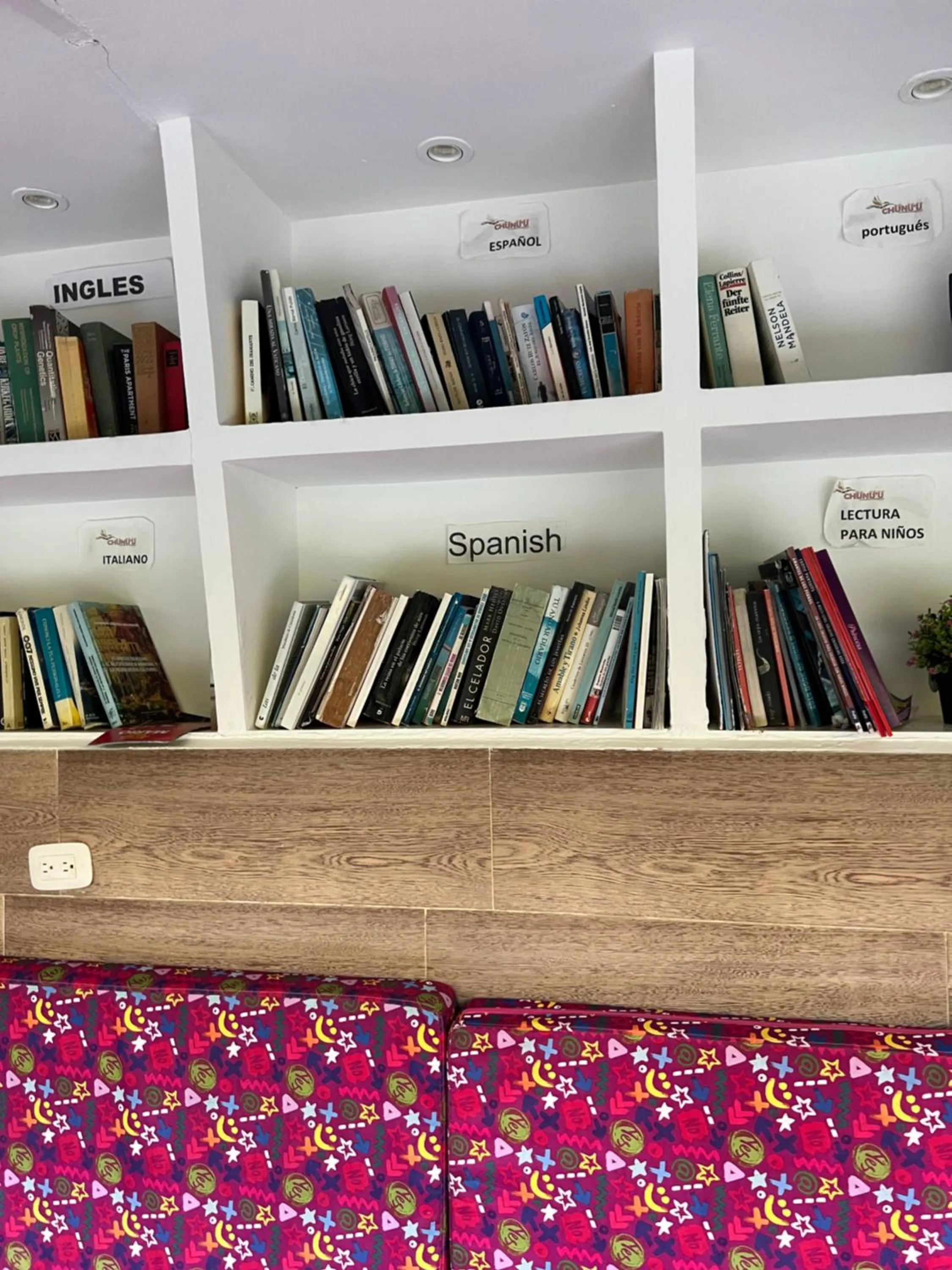 Library in MINCA Chunuu - glamping - coworking MINCA