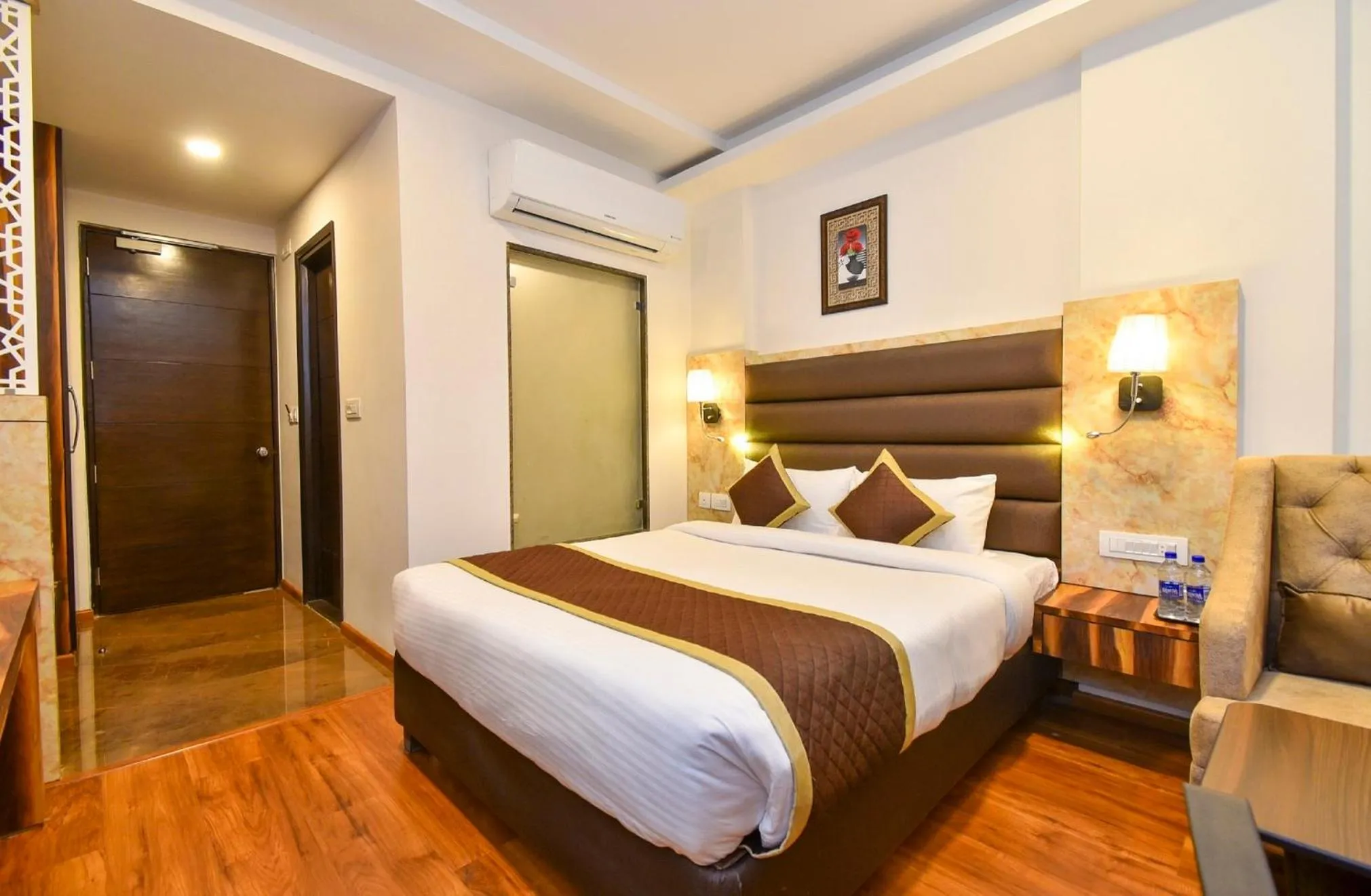 Bedroom, Bed in Hotel Suncity Plaza, Sitapura, Jaipur
